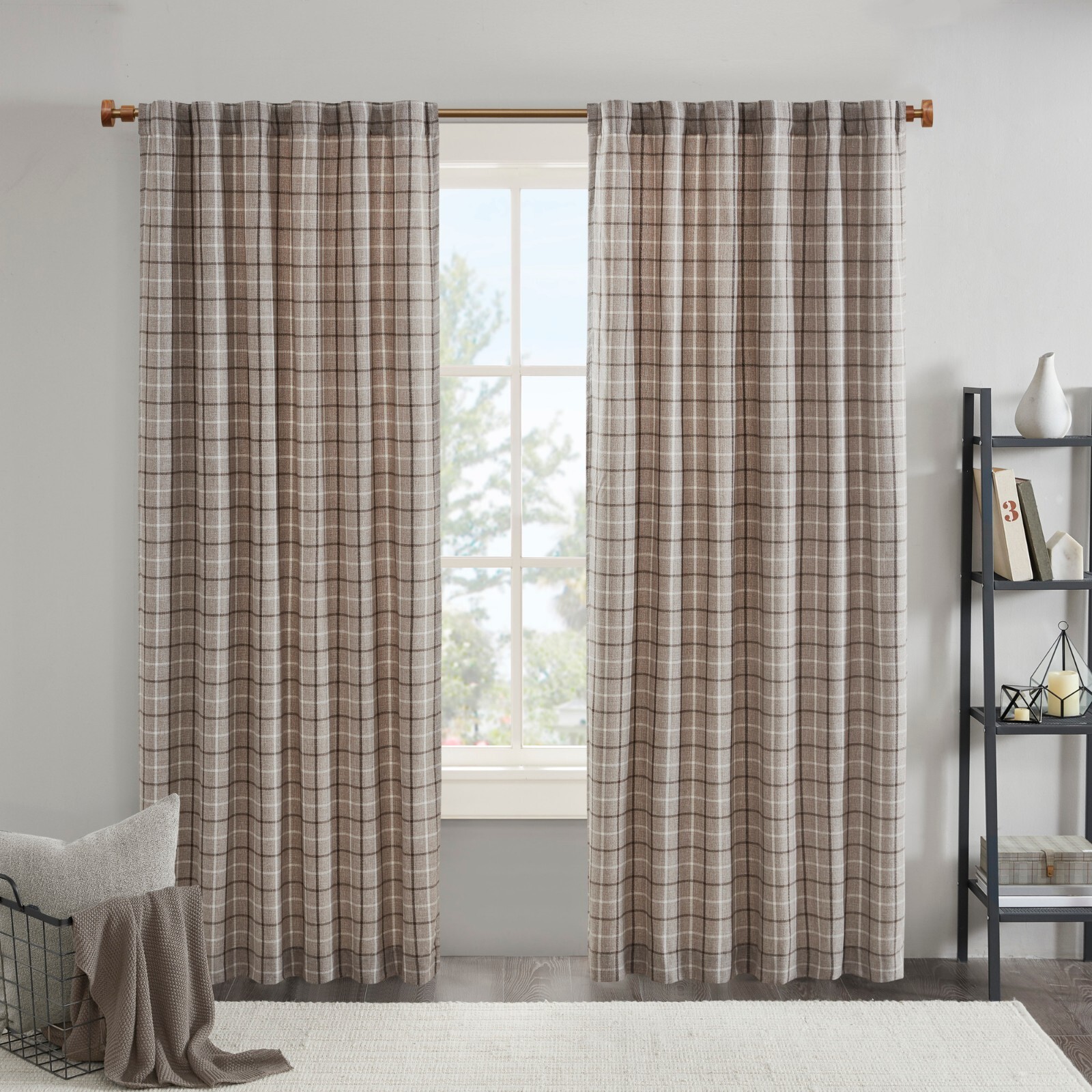 Madison Park Anaheim Plaid Rod Pocket and Back Tab Curtain Panel with Fleece Lin