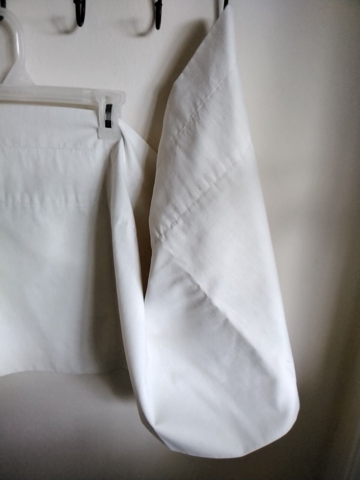Light Cream Solid Cotton Polyester Valence Curtain 65″ L x 17″ W 3″ Rod Opening