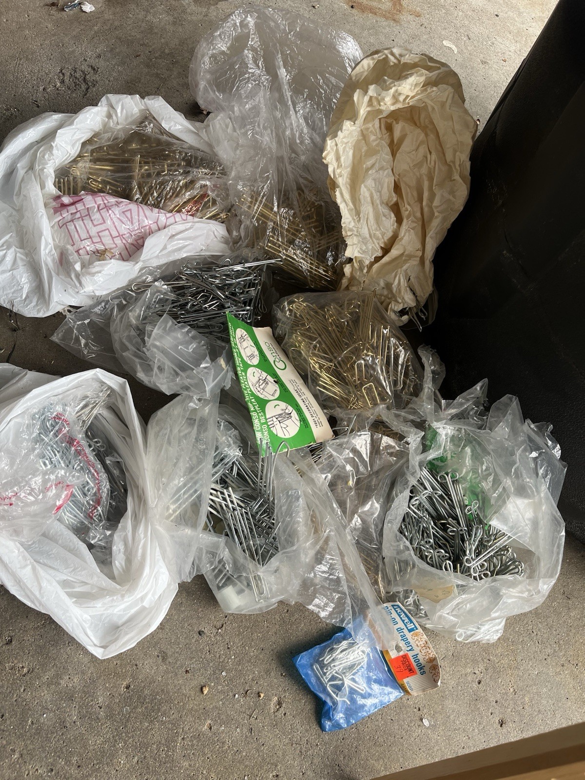 Over 10lbs Of Drapery Hooks, Various Sizes And Types. Some Gold Some Silver