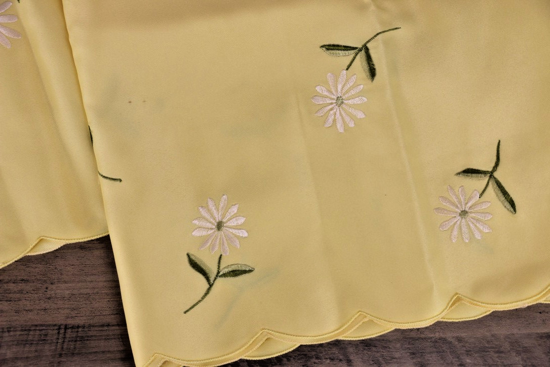 Pair Yellow Daisy Embroidered Window Valances Cottage Farmhouse Kitchen Curtains