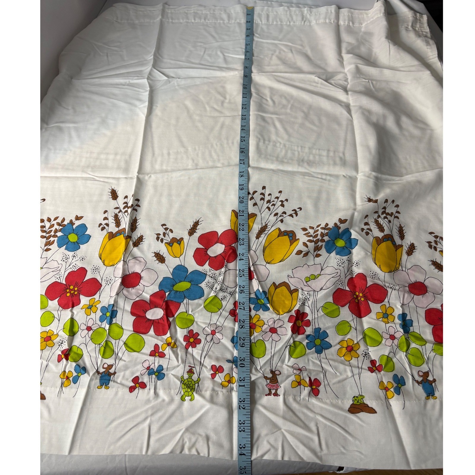 Fashion Manor JCPenney Vintage Floral Curtain Panel Colorful Flowers Mice 1970s