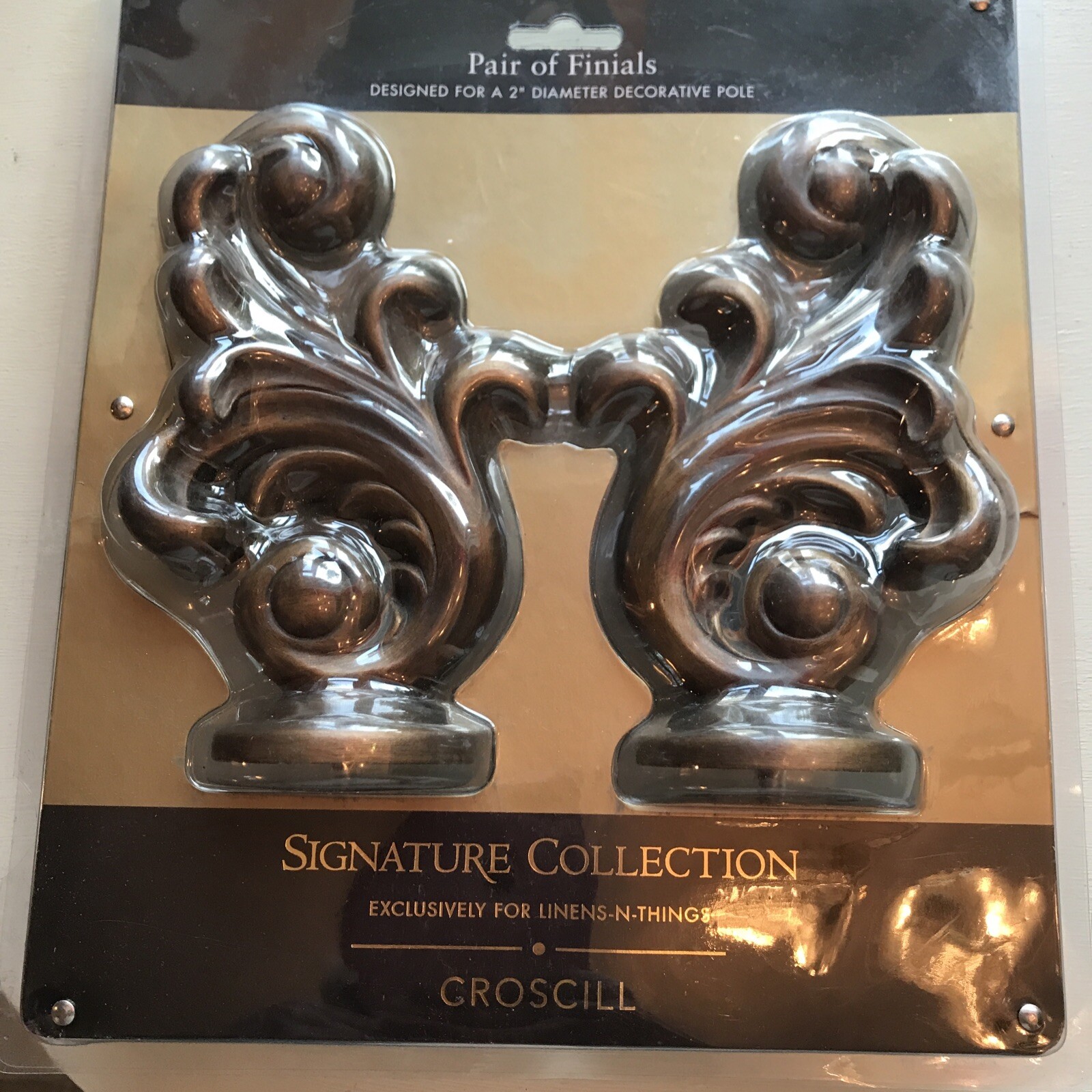 Croscill Signature Pair Of Finials Acanthus Hardware New Perfect With PurpleRose