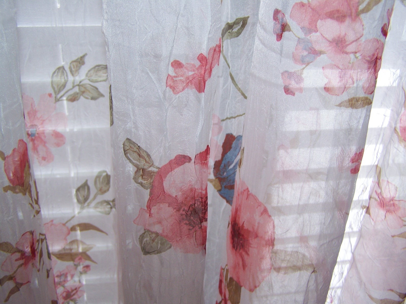 Crushed Semi Sheer Curtains 54″ W X 84″ Floral Pattern Lot 2 Panels Cottage Chic