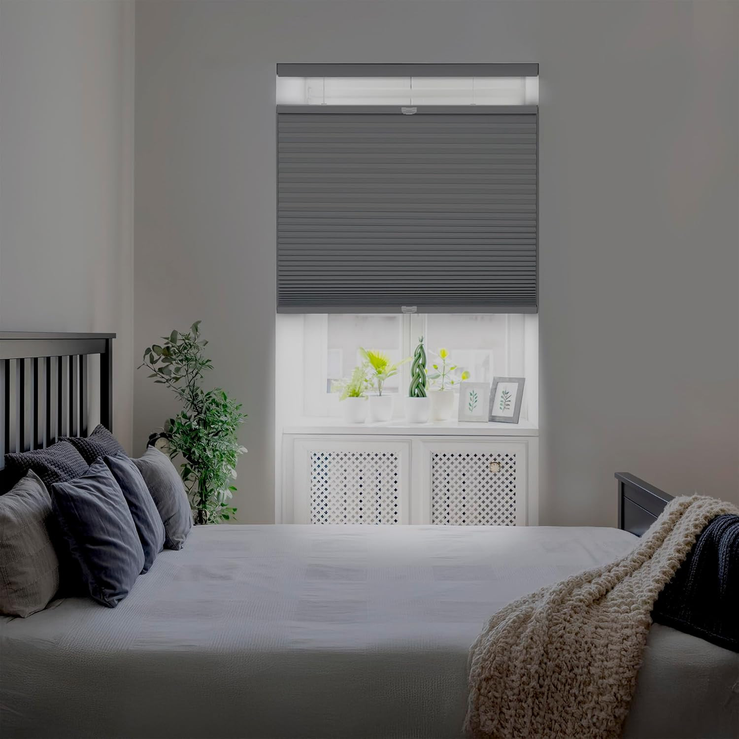 Cordless 1.5″ Blackout Cellular Shade, Top Down Bottom Up, Anchor Gray 24.5″x84