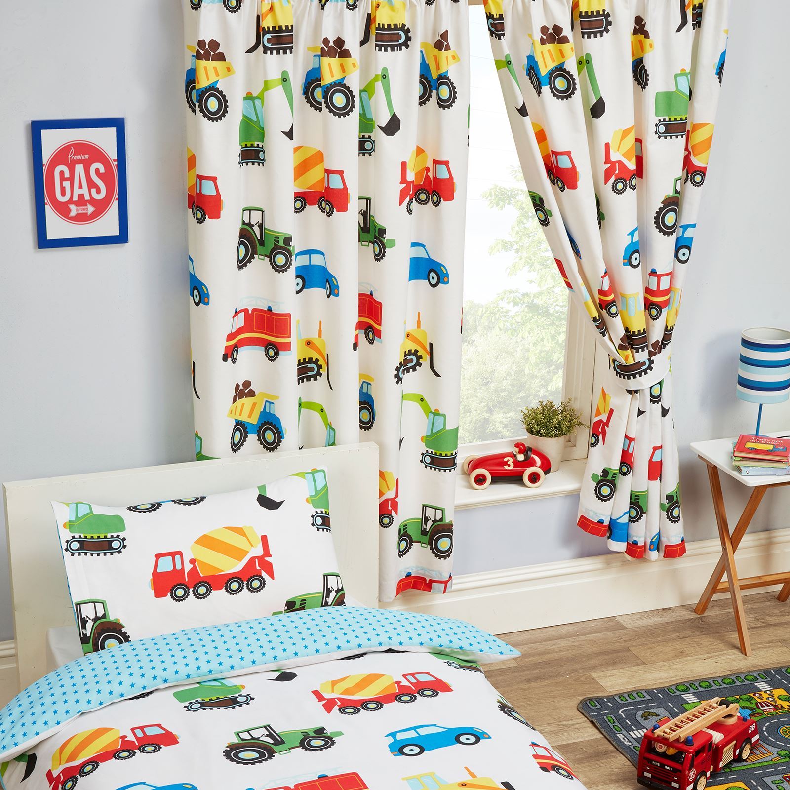 TRUCKS & TRANSPORT LINED CURTAINS CHILDRENS BEDROOM 66″ x 54″ (168cm x 137cm)