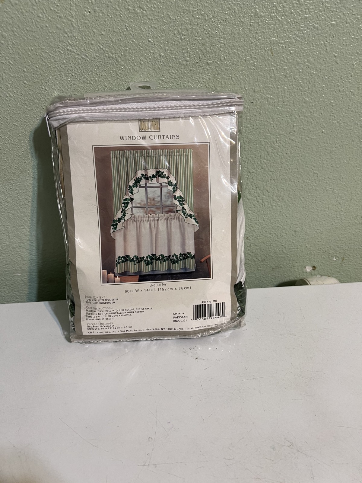 Brand new sealed English Ivy Ruffled Valance