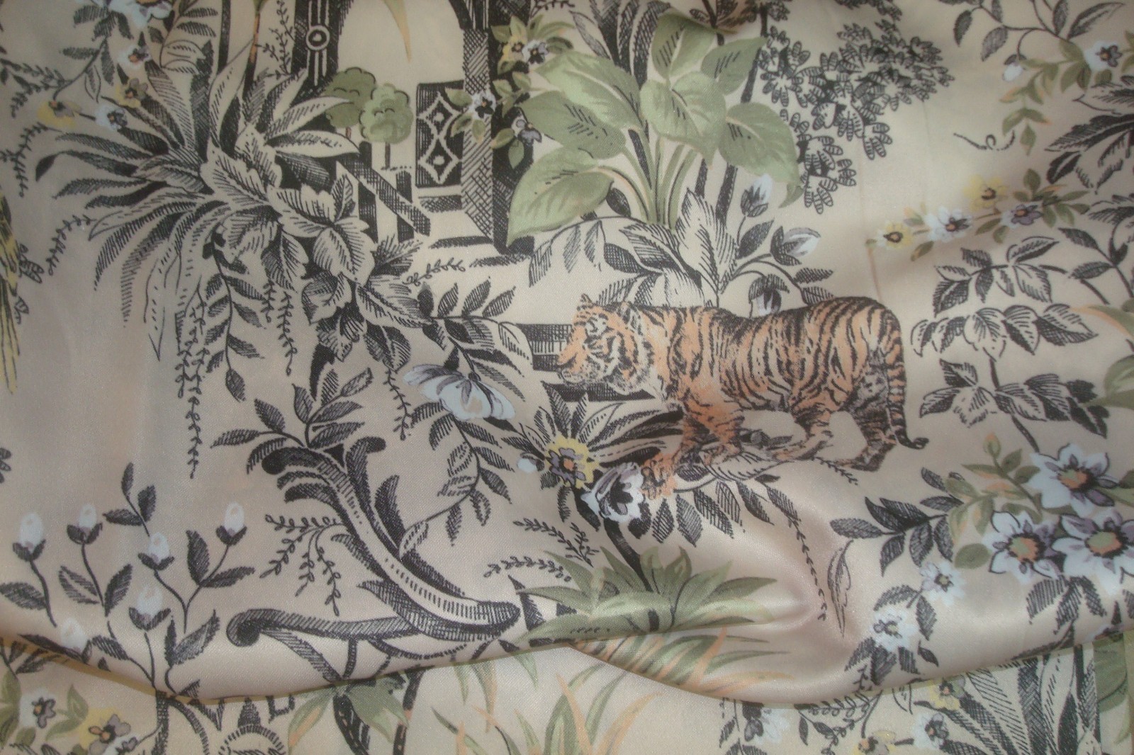 NWT Envogue 2 pc Window Curtains Asian Toile Jungle Tigers Birds ea 37″ x 84″ lg