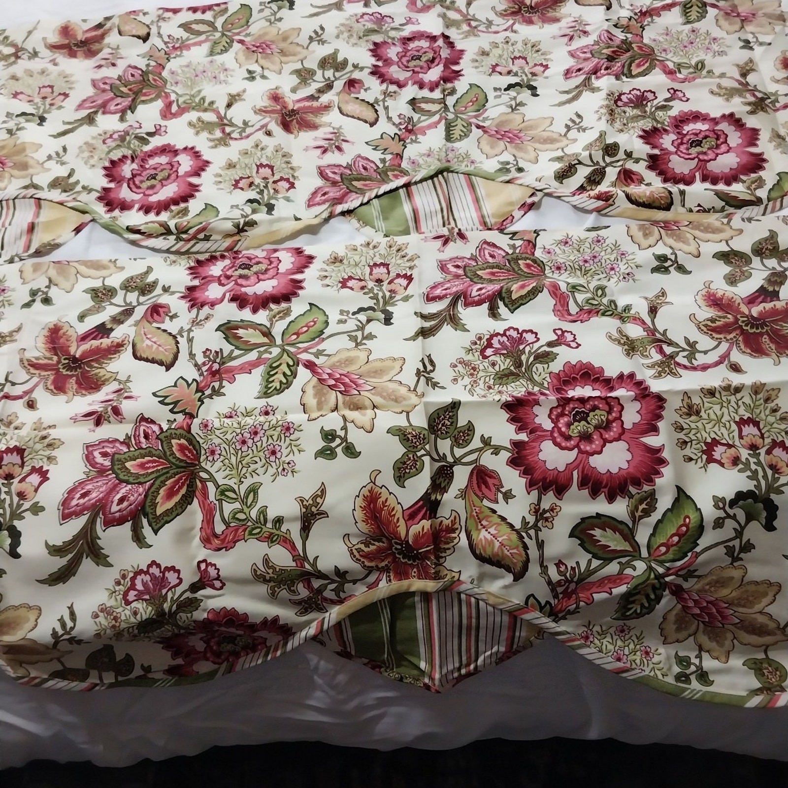 Waverly «Navarra» Pattern Floral Valances