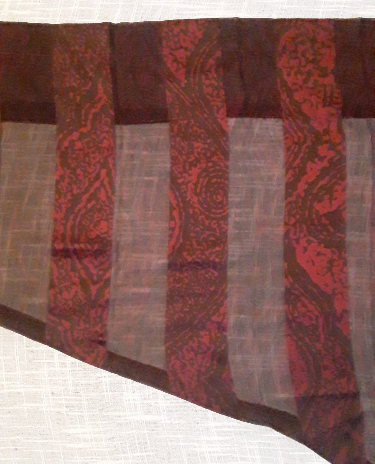 JC Penney Chris Madden Valance With Tassel W 54 1/2 In × L 26 In