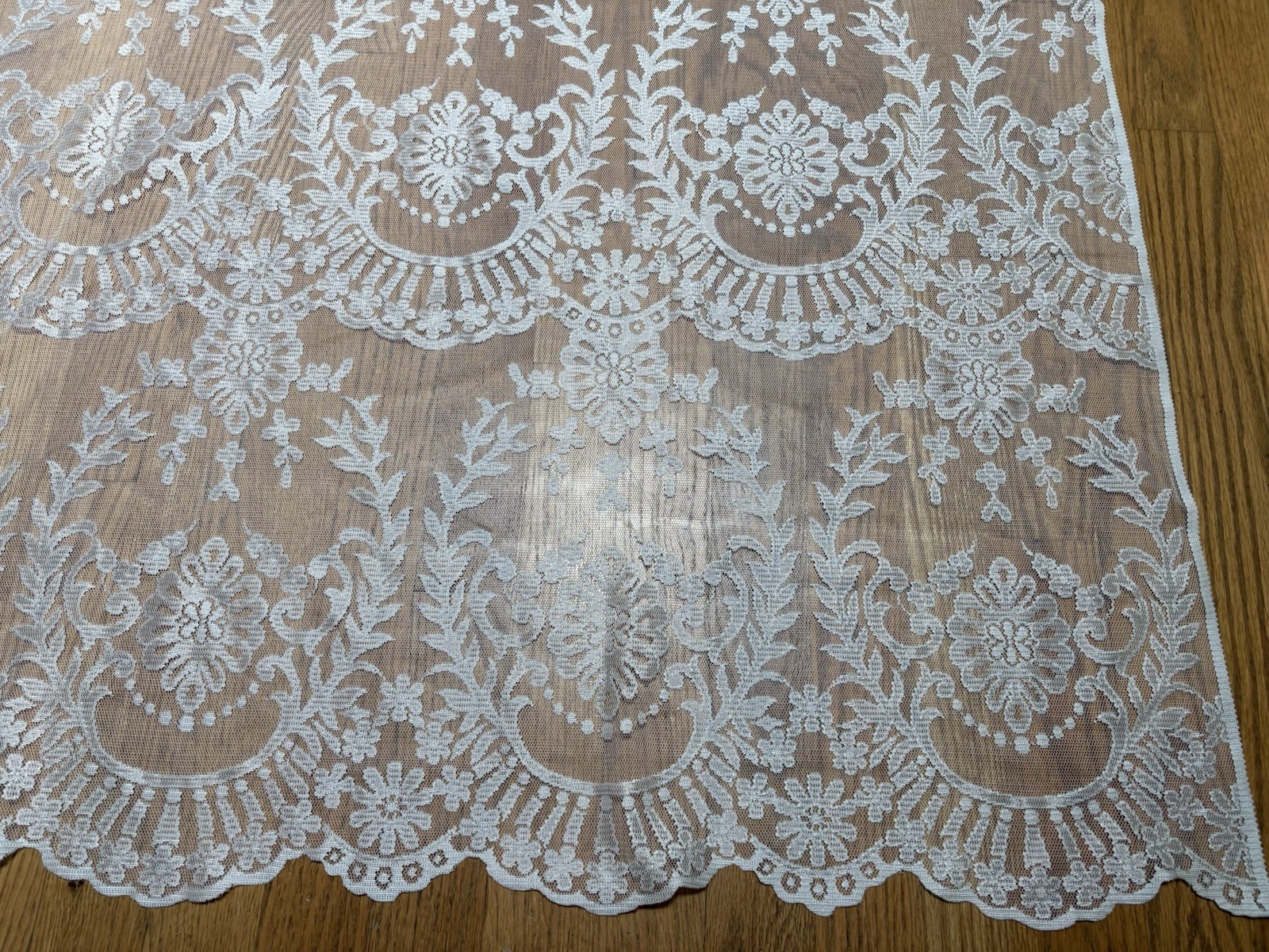 JCPenney Lace Curtain Pair Panels 55×62” White Floral Garlands Rod Pocket