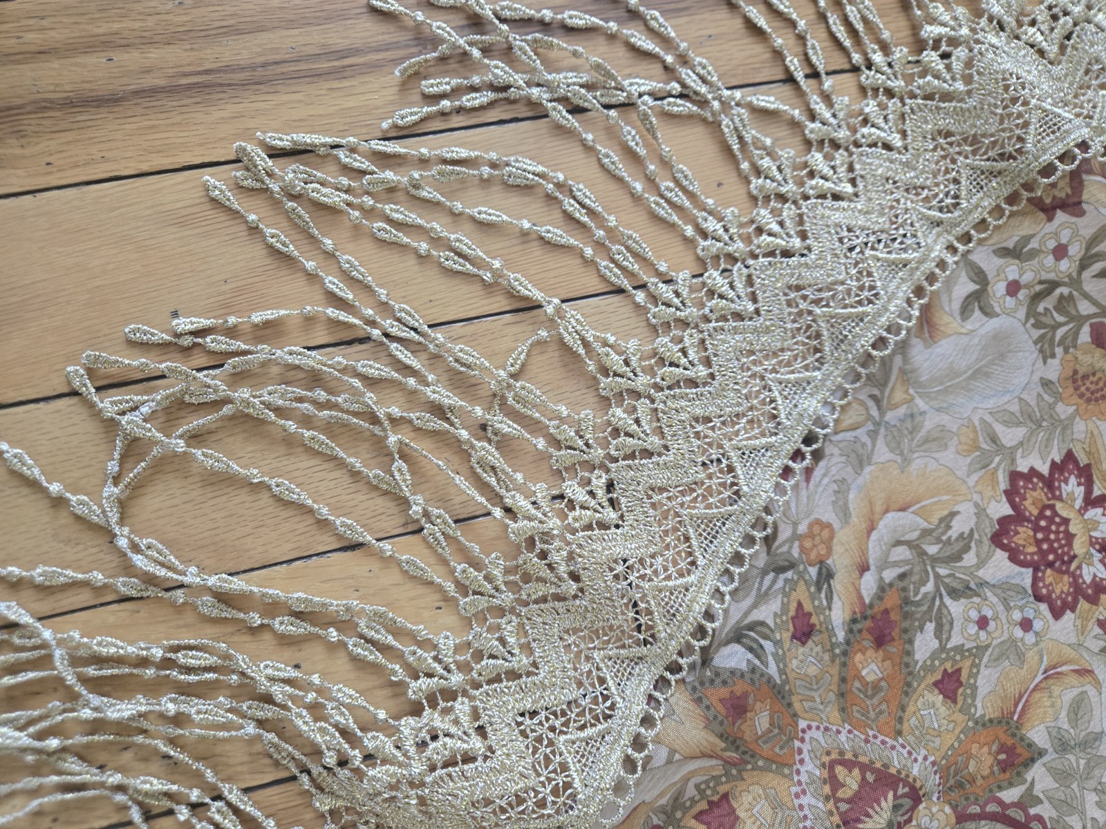 Vintage Jcpenney Sheer Paisley Waterfall Swag Valances Gold Lace Trim Boho Fairy