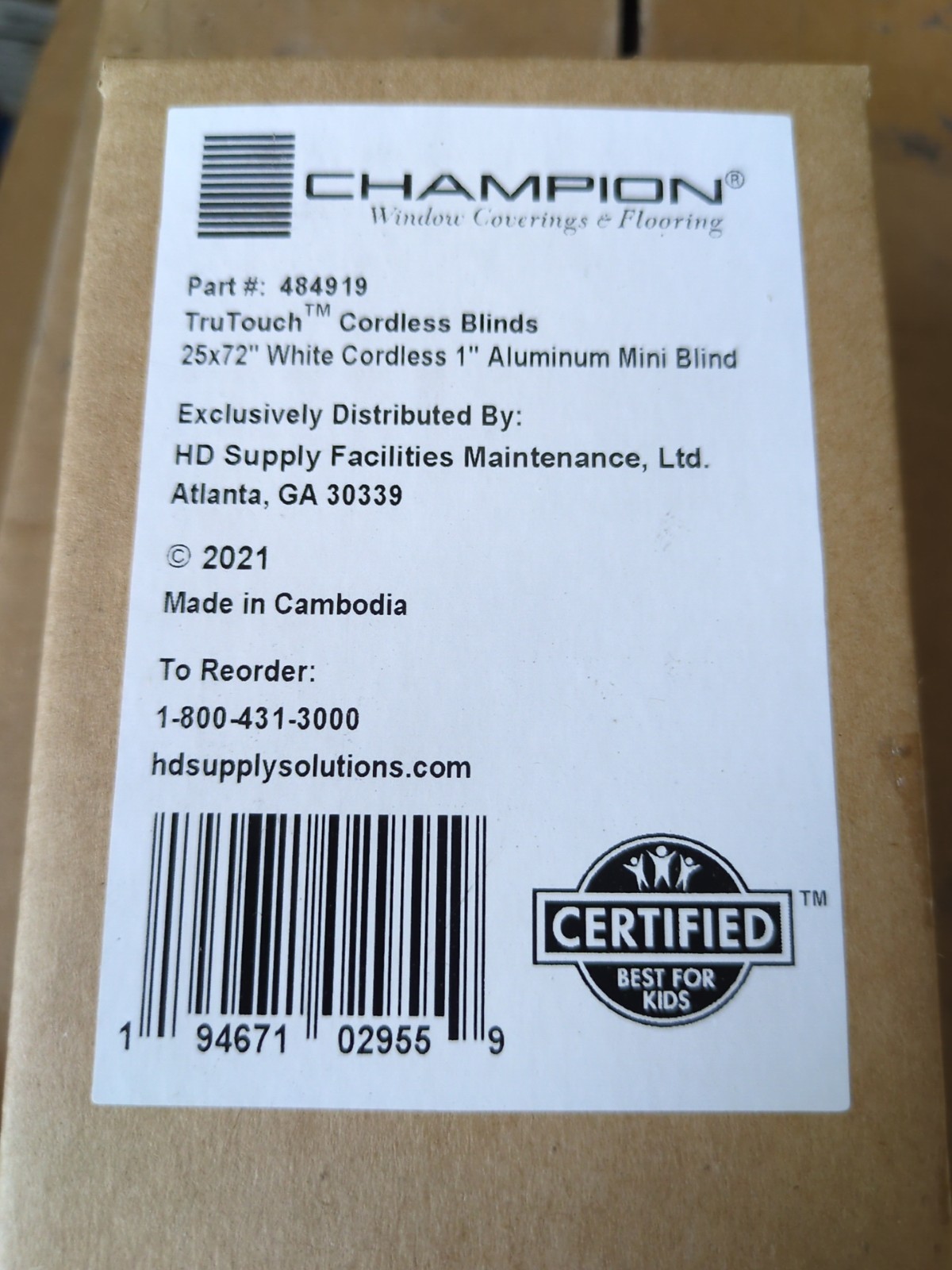 Champion 1 In. Aluminum 25 In. X 72 In. Room Darkening Mini Blind, 484919