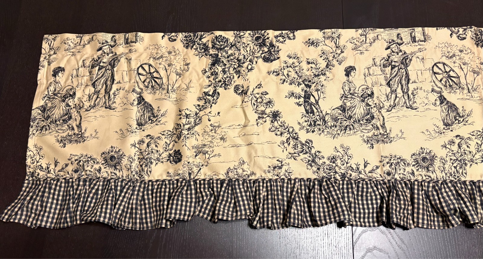 JC Penny Home Collection 1 Valance French Toile & Gingham 78″ x 17.5″ Tan Black