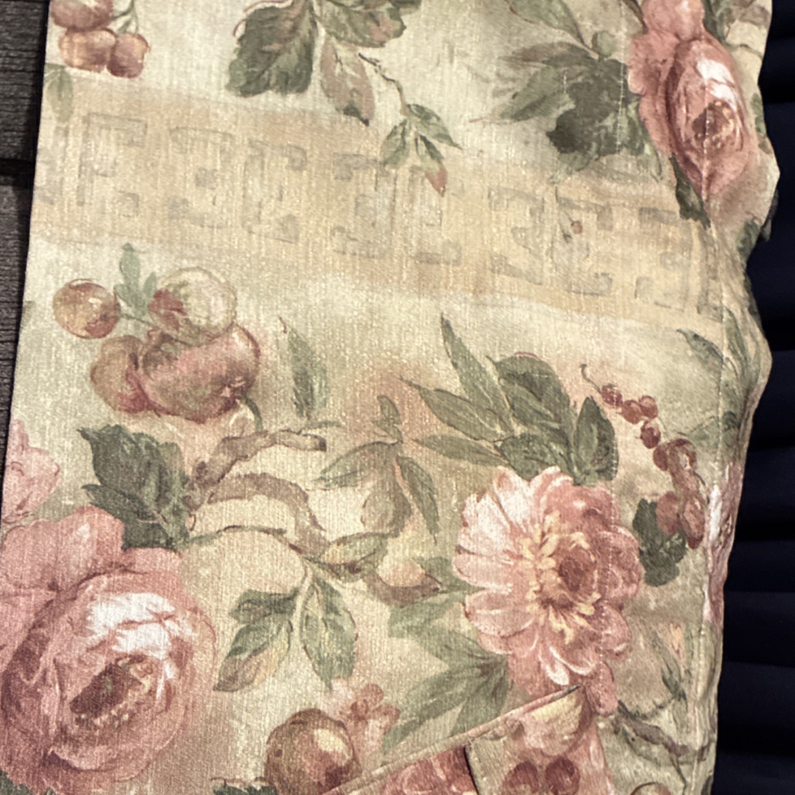 Croscill Floral Rod Pocket Valance Beige Pink Green Polyester RN 21857