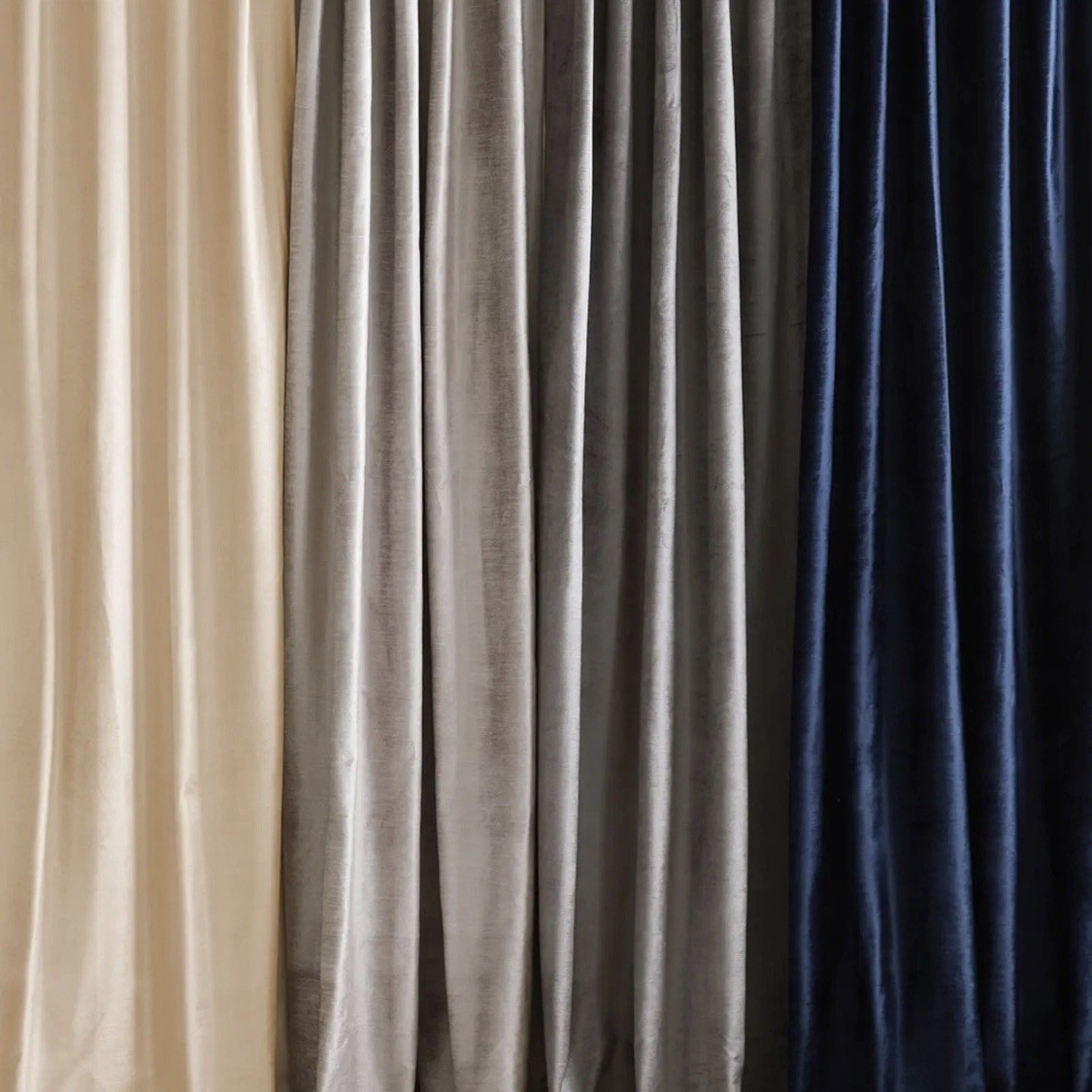 Quince Luster Velvet Curtain Cotton Light Filtering in Champagne 48×96