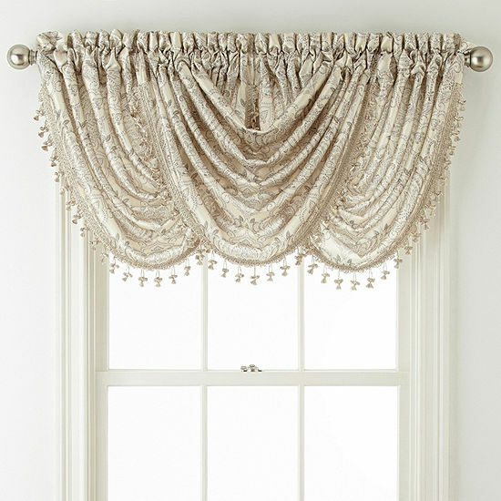 NIP hilton candlelight waterfall valance 58 x 38 MACHINE WASH