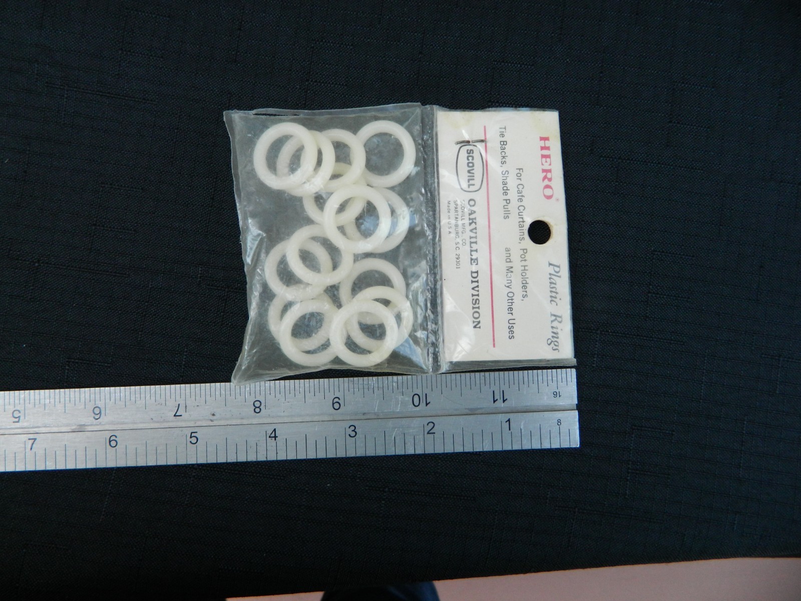 Vintage Pack of 1 1/8″ Plastic Scovill Hero Rings Made in USA New