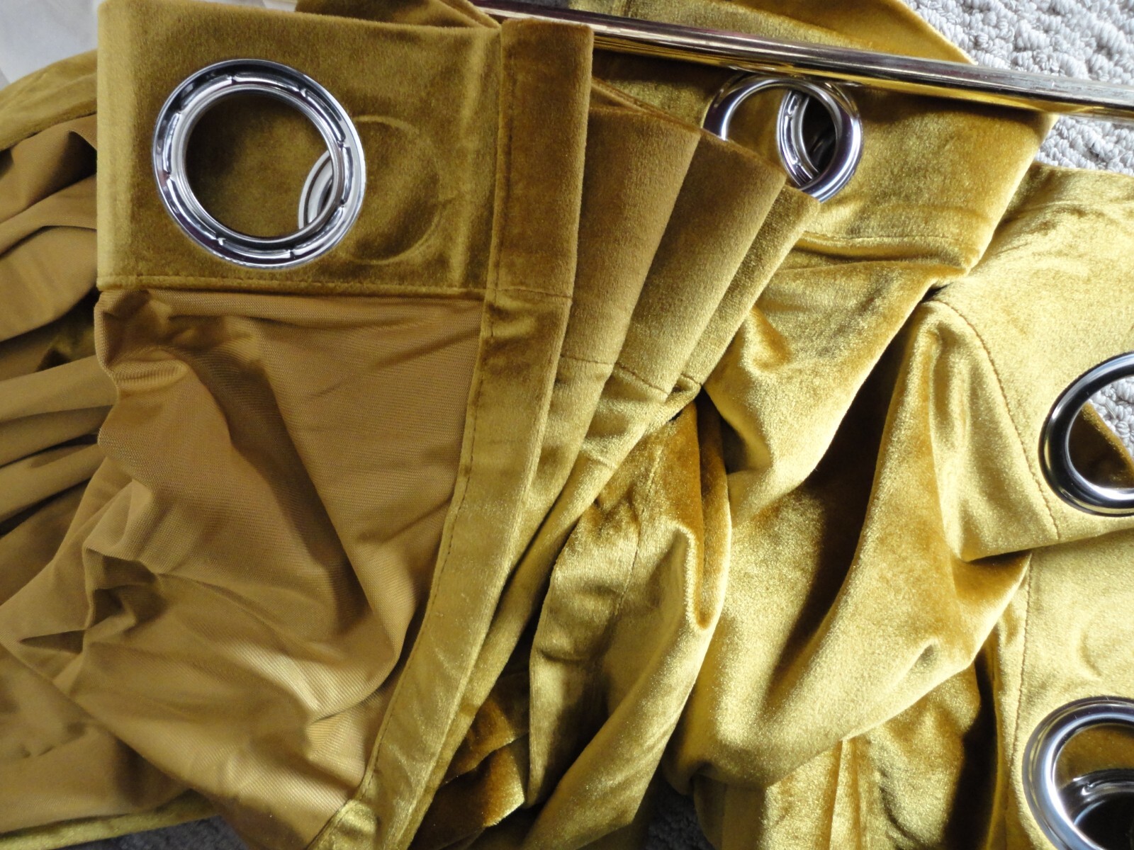 CHERRY HOME WARM LIQUID GOLD VELVET GROMMET (2) DRAPERY PANELS 51X96