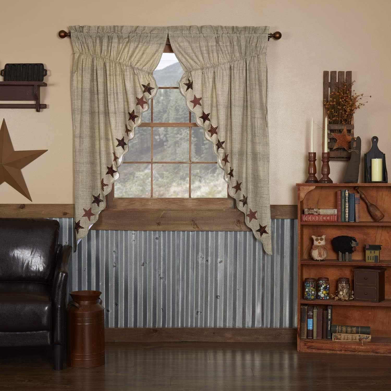 Abilene Star Red Cotton Prairie Short Panel Set of 2, 63x36x18 Inches