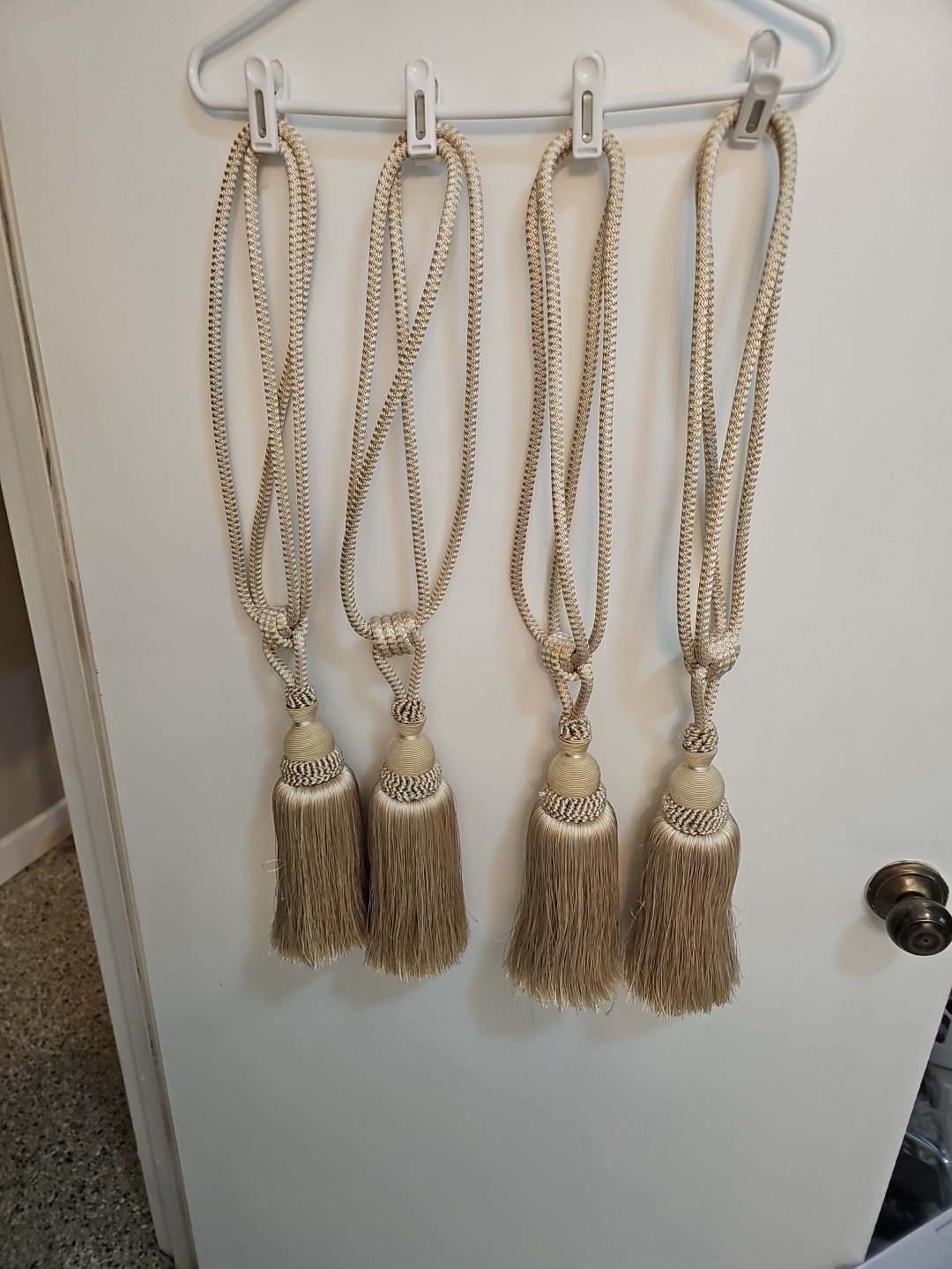 Large Elegant Window Tassell Tiebacks. Set of 4. Champagne color. Adjustable.