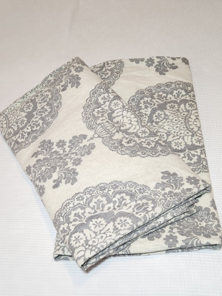 Pottery Barn Lucianna Drape Pole Top Curtains Set of 2 50″x108″ Ivory Grey- EUC