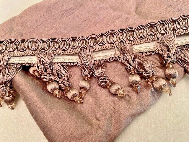 Home Classics Valances Brown/Taupe with Tassles~Rod Pocket~40″ x 24″ Set of 5