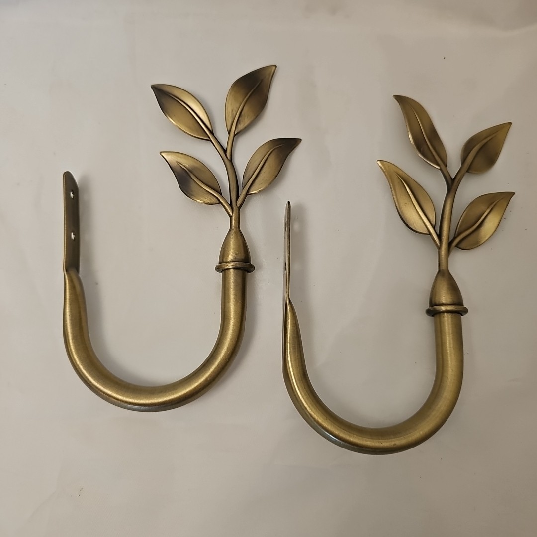 Set of 2 Decorative Leaf Curtain Holdbacks Bronze Finish Drapery Tiebacks