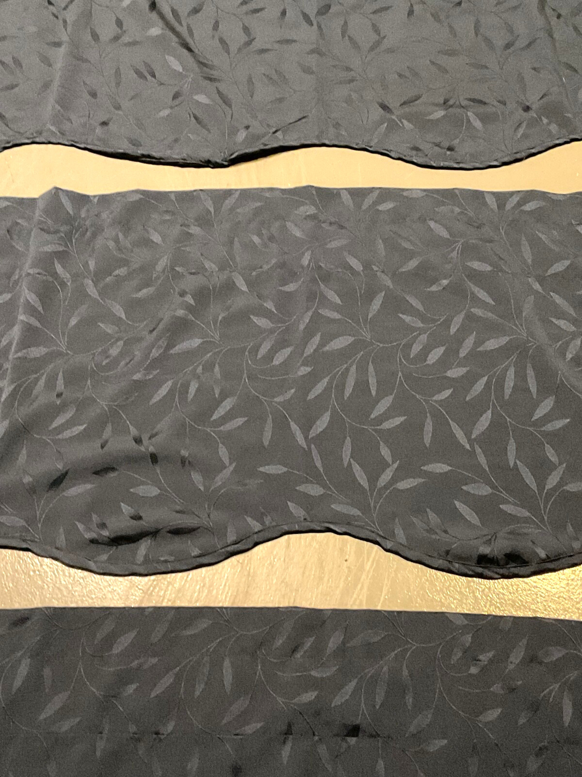 3 Scalloped Valances Window Treatment Navy Blue Scroll Leaf Pattern Elegant Rod