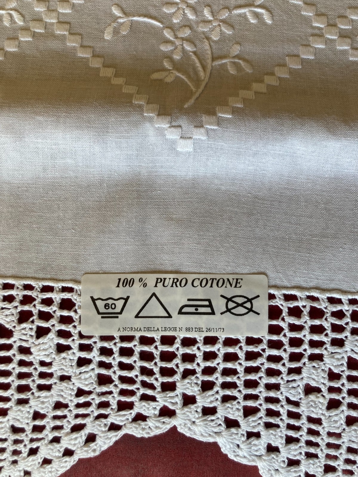 Set of 2 cotton curtains – 1 tent cm 105×68 – 1 curtain cm 52×36 – New.