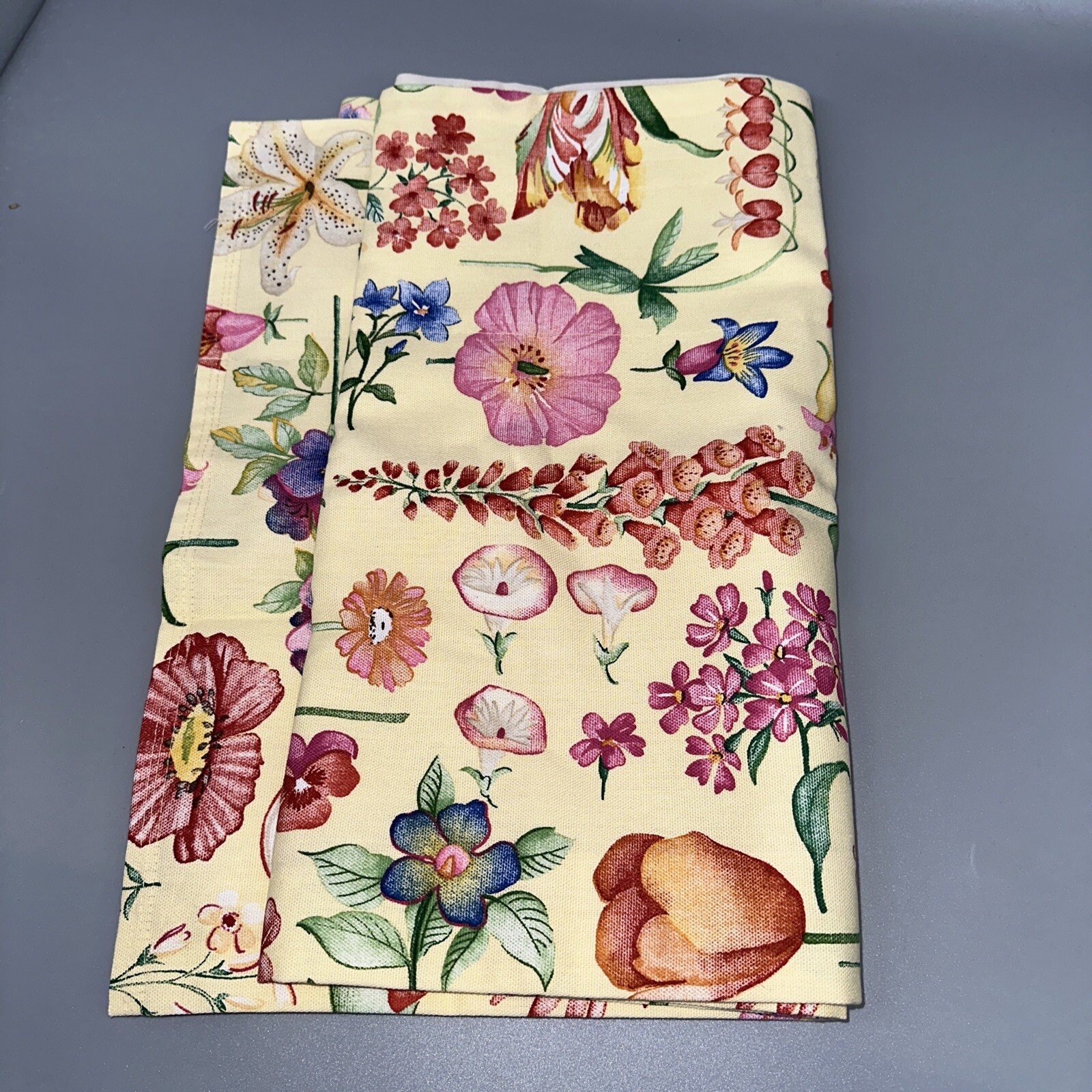 Unbranded cotton blend lined floral balloon valance W 68″L 15