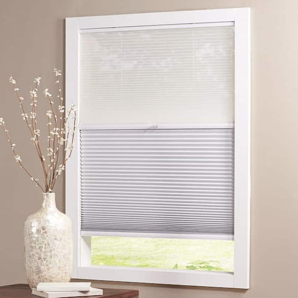 Snow Drift/Shadow White Cordless Day/Night Blackout Cellular Shade – 24″W x 48″L