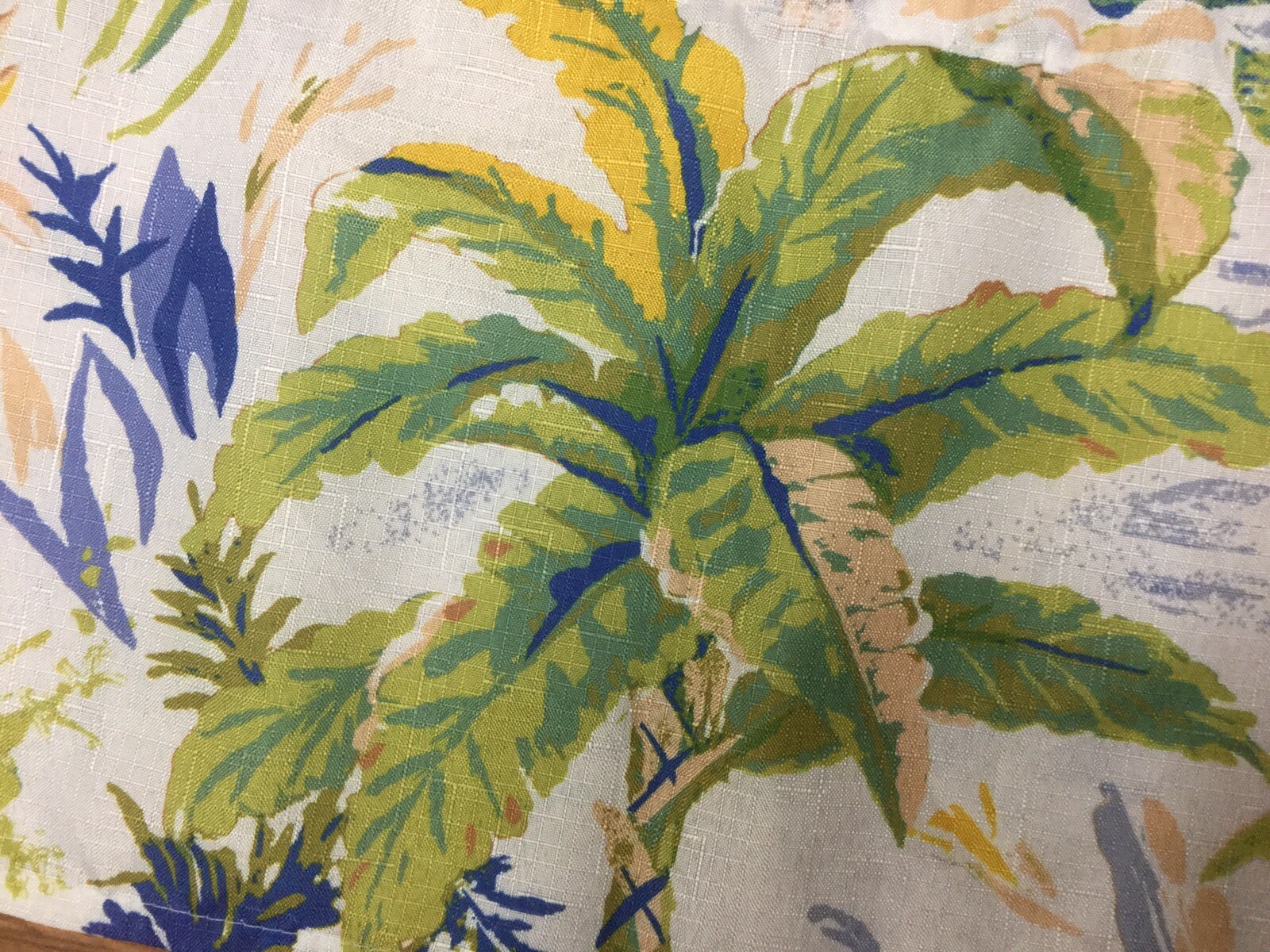 TROPICAL VALANCE WHITE PINK BLUE GREEN PINEAPPLE PALM HIBISCUS 73 X 15 BEAUTIFUL