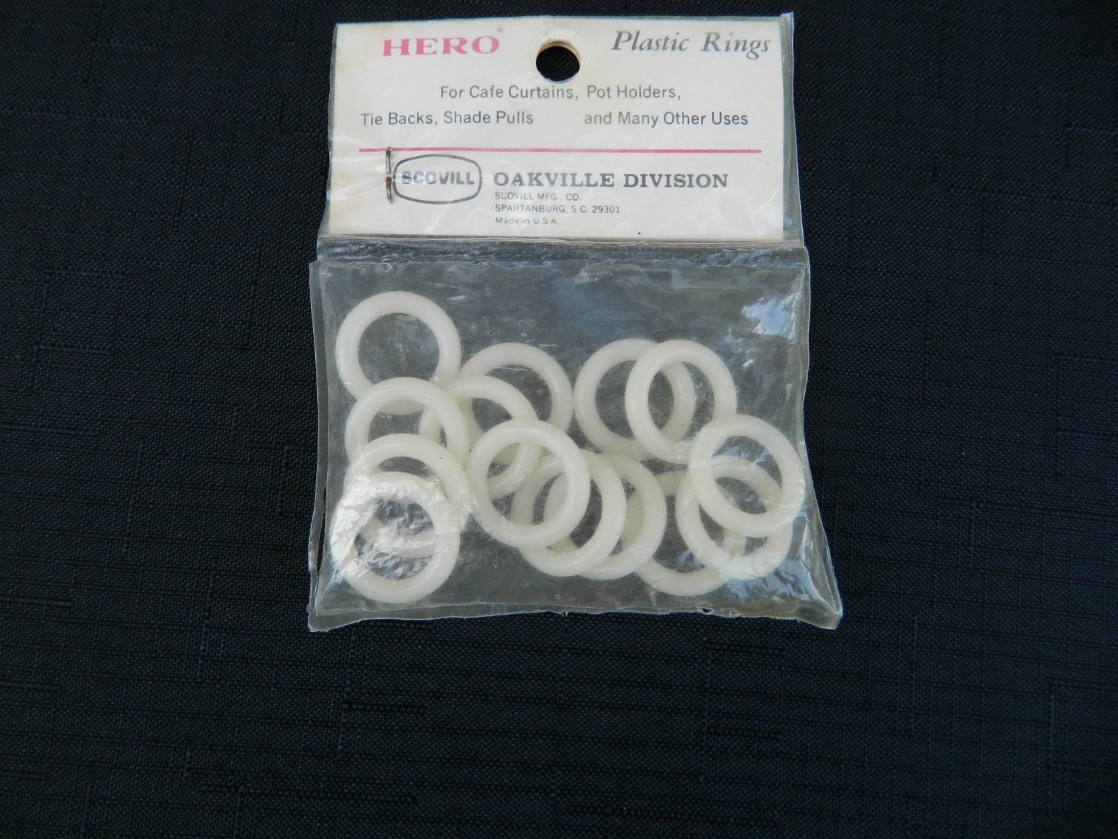 Vintage Pack of 1 1/8″ Plastic Scovill Hero Rings Made in USA New
