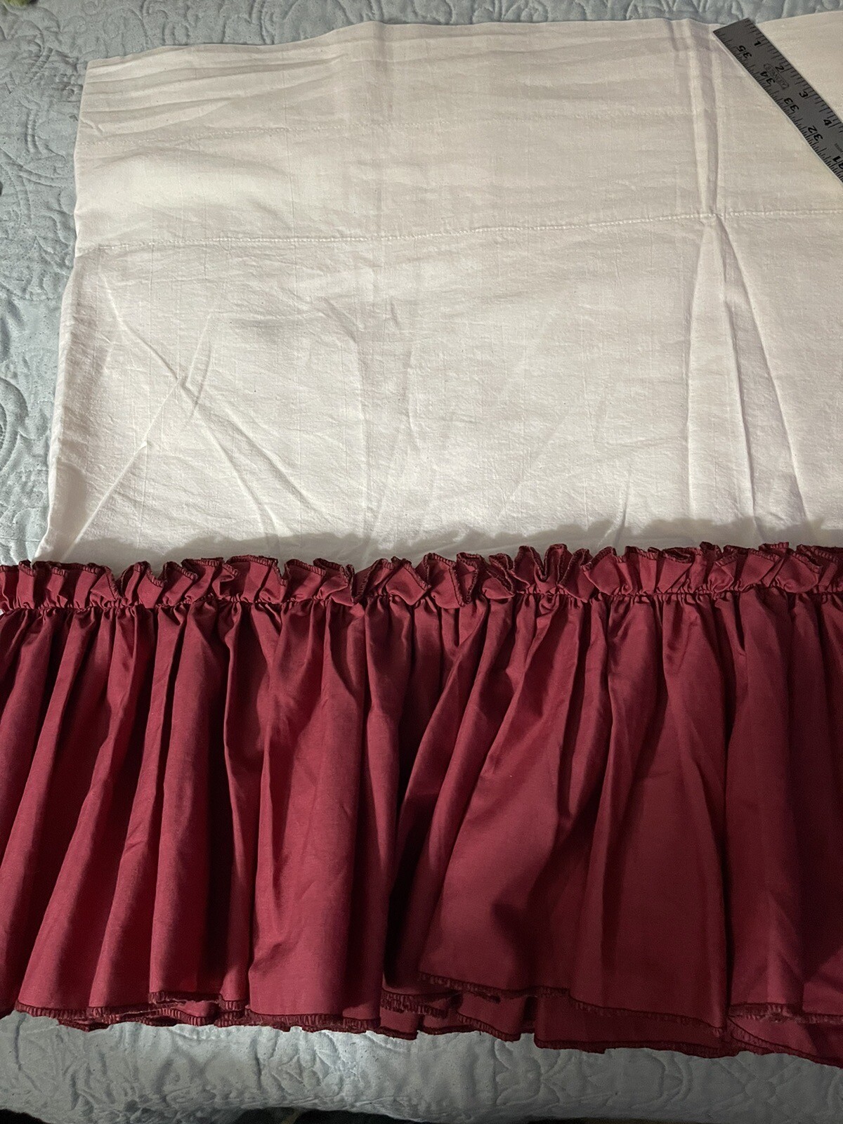 ~Unbranded Valance Beige W/Burgundy Ruffle Window Curtain Rod Pocket 3″(28”X23”)