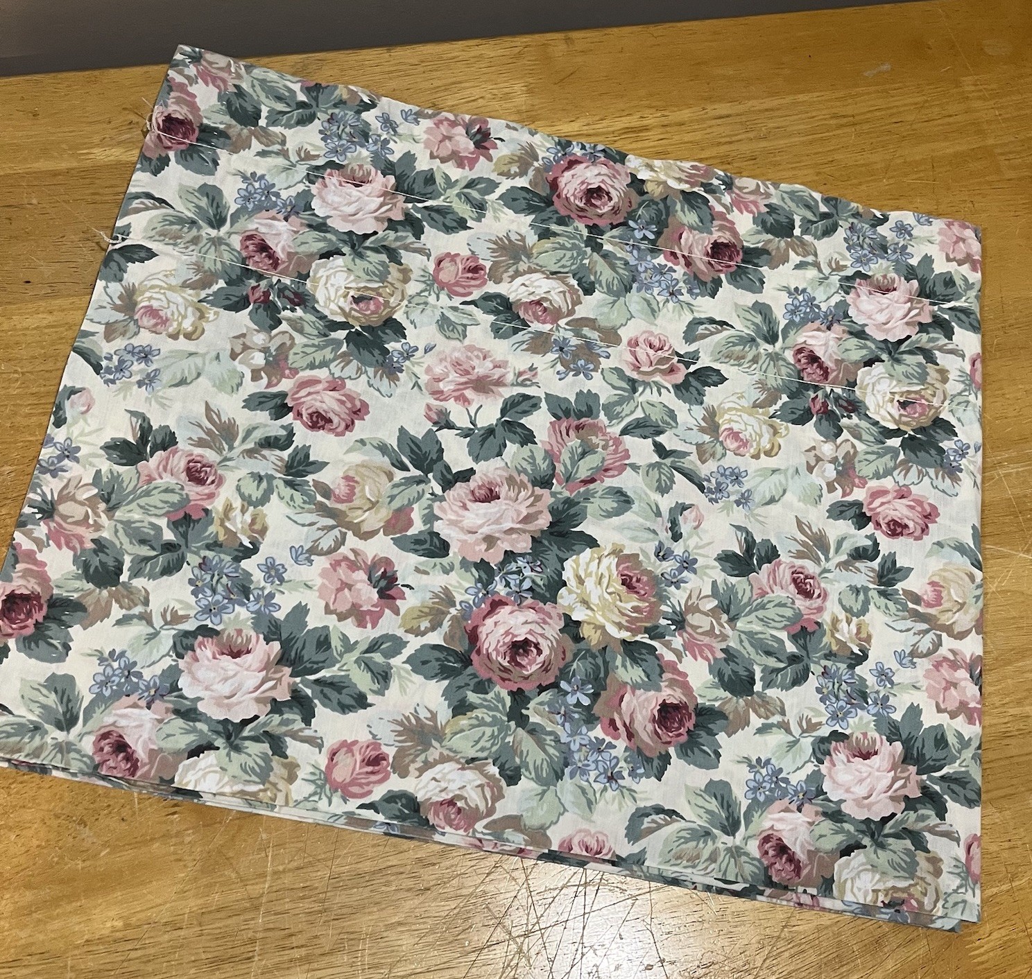 Vtg Croscill Arbor Rose Garden Valance 18×84” Cottagecore Cabbage Floral