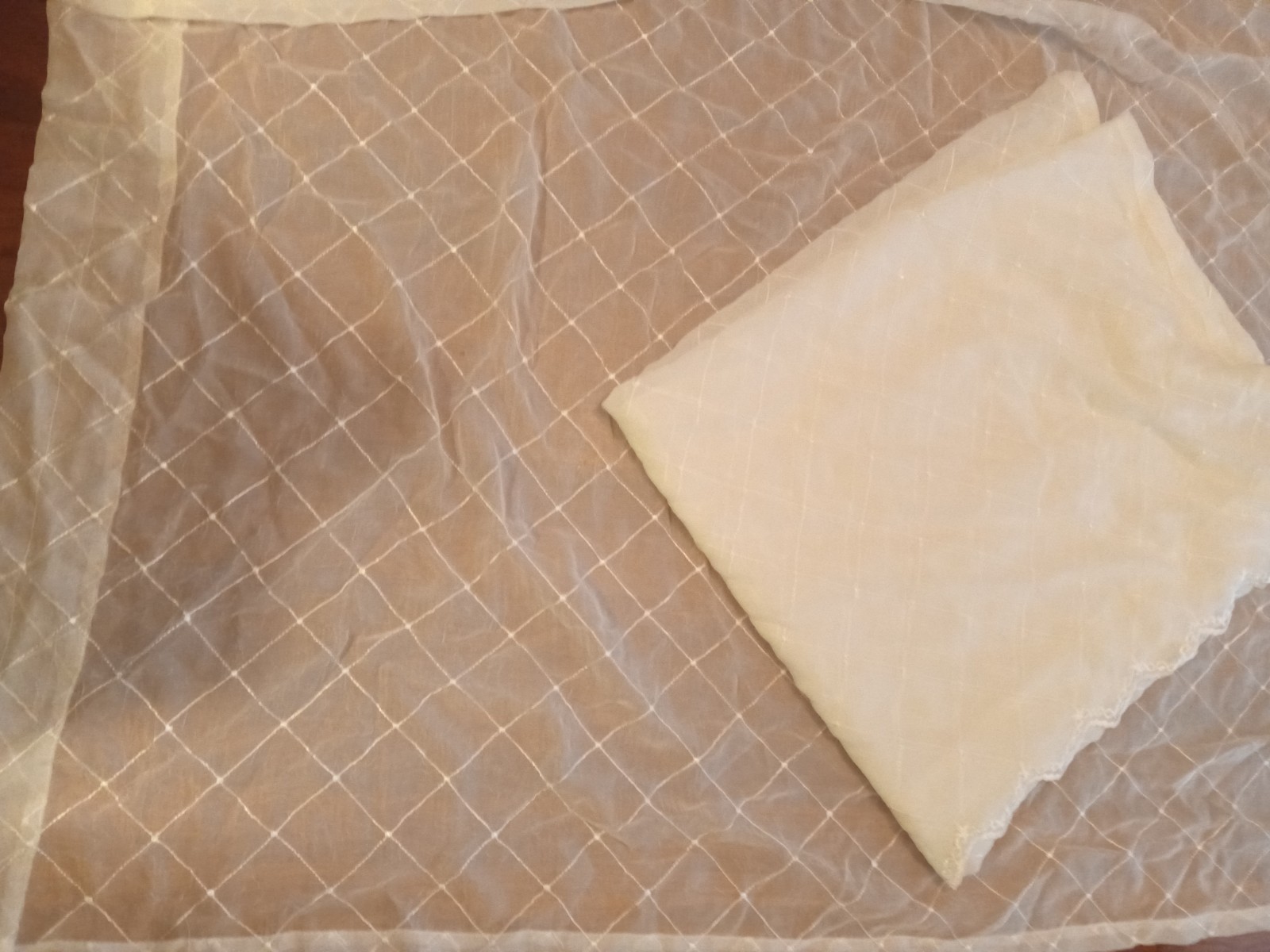 Vintage Set 2 White Sheer Embroidered Curtain Panels Rod Pocket 51×83 (102 Width