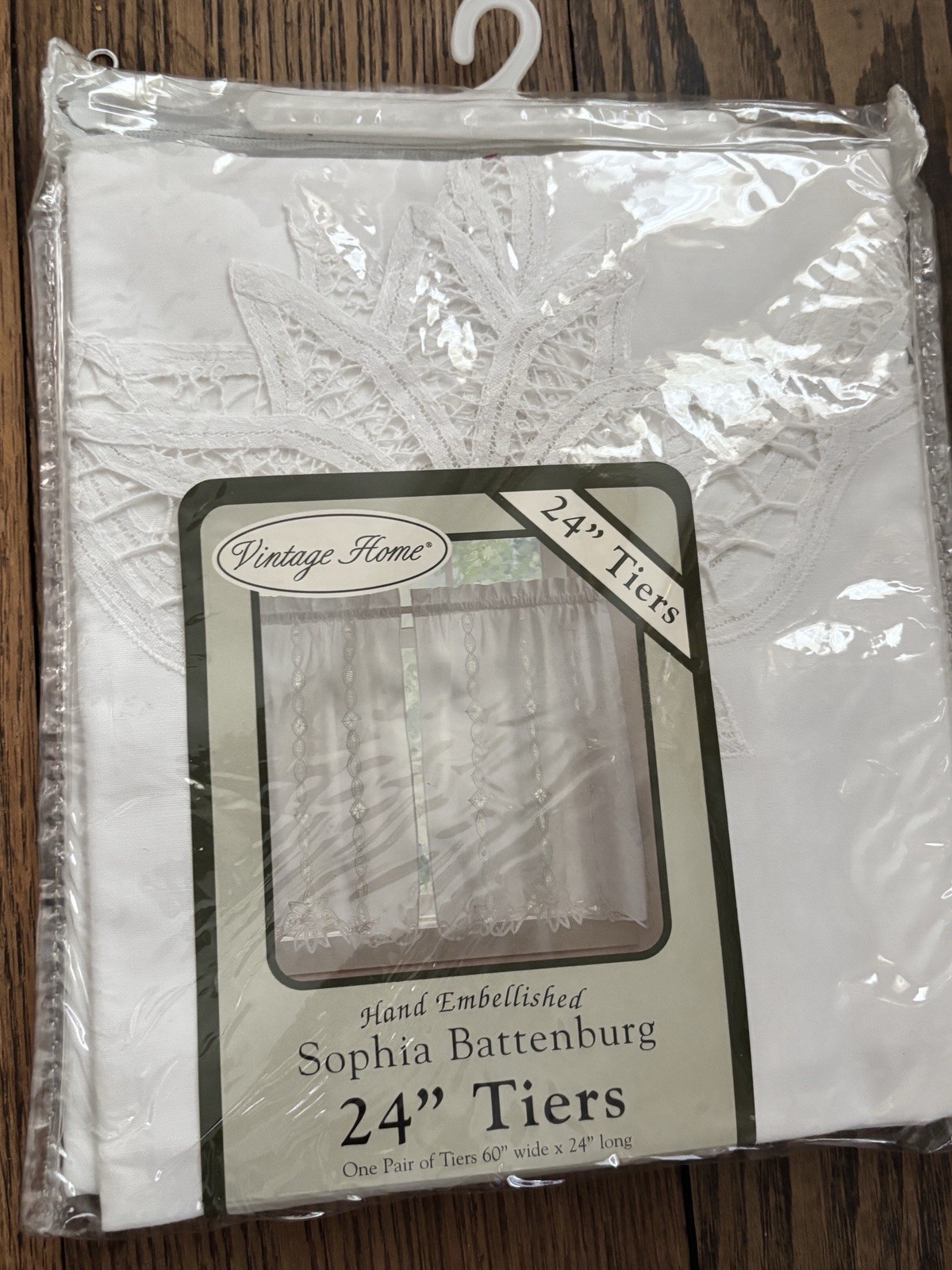 Vintage Sophia Battenburg 24” Tiers 60”wide X 24” Long New
