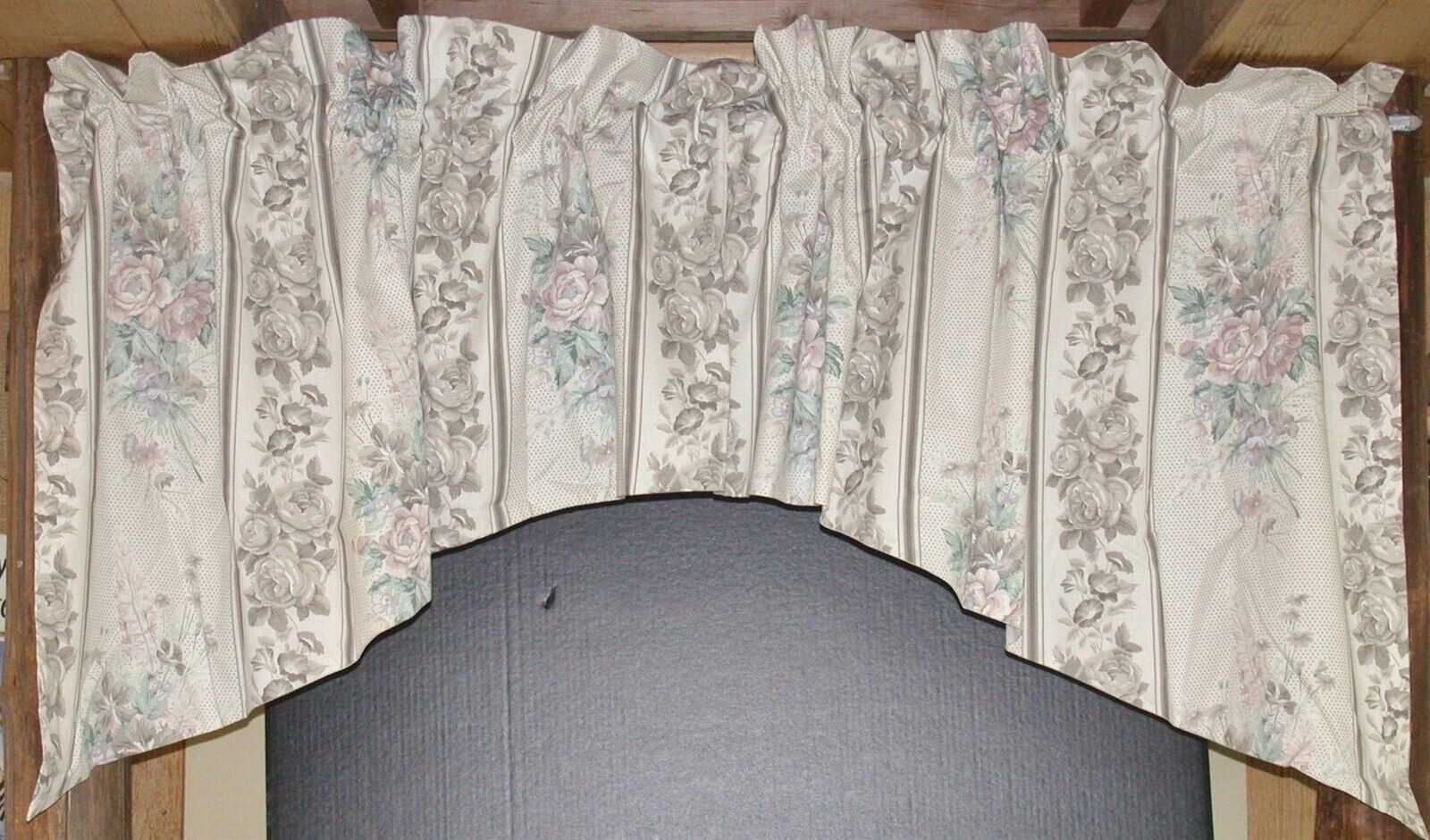 Self-Lined Floral Swag Valance ~ Cream Multi ~ 29″ L x 82″ W