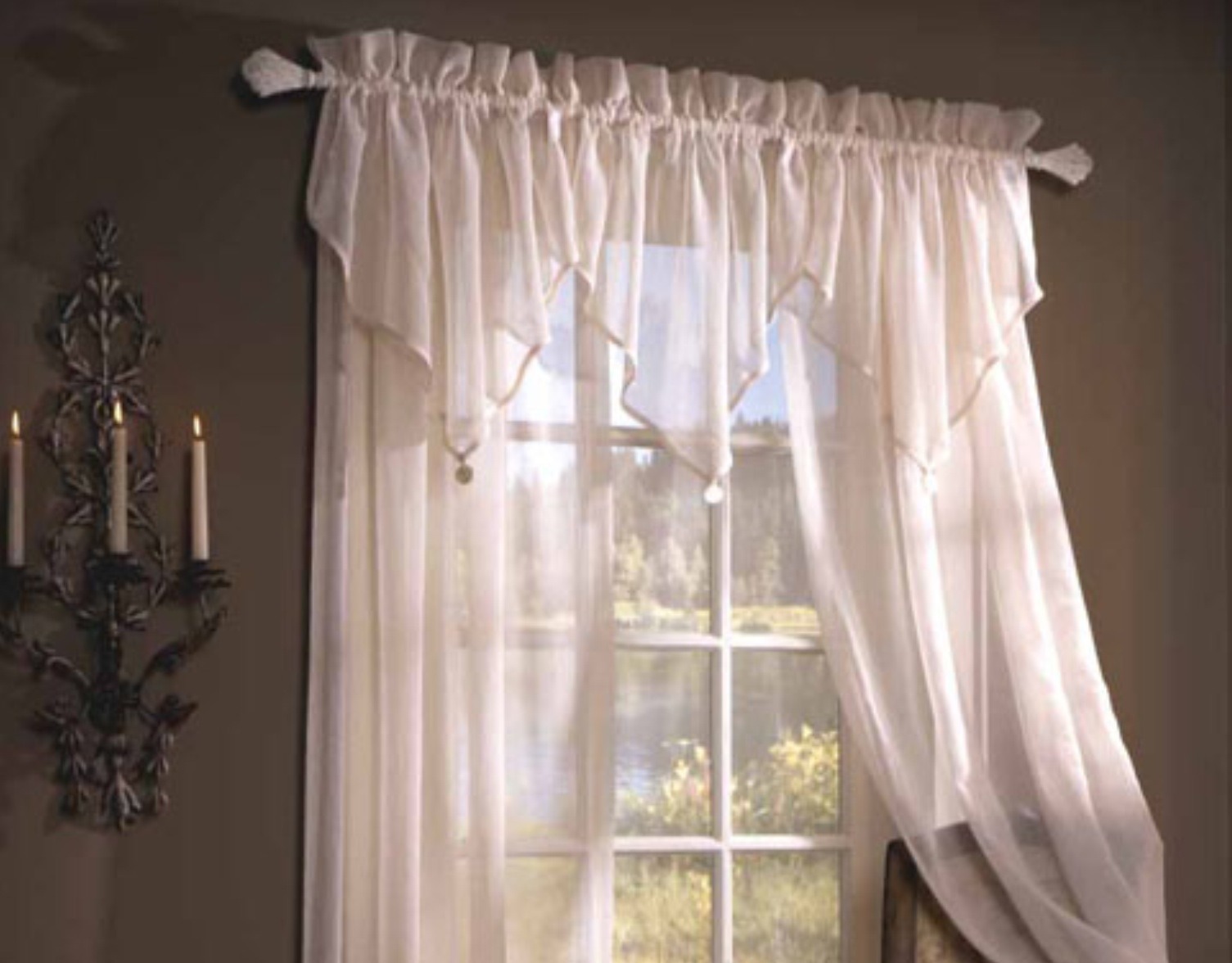 Croscill Classics Amethyst Ascot Valance Rice Paper