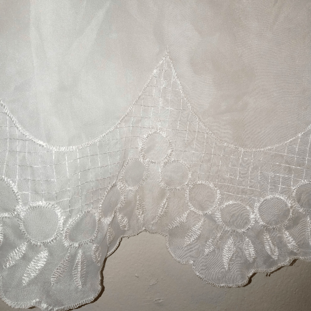 6 royal curtains