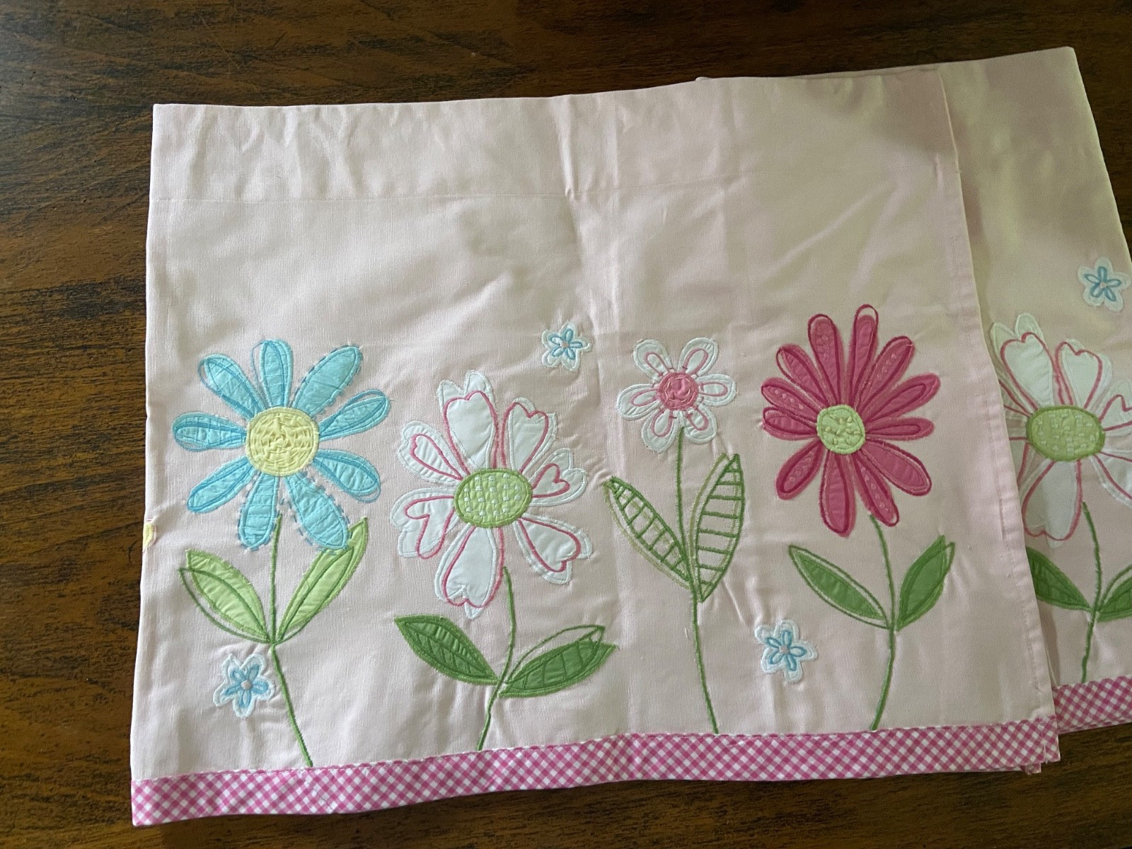 Pottery Barn Kids Pink Daisy Garden Valance with Flowers and Gingham NEW
