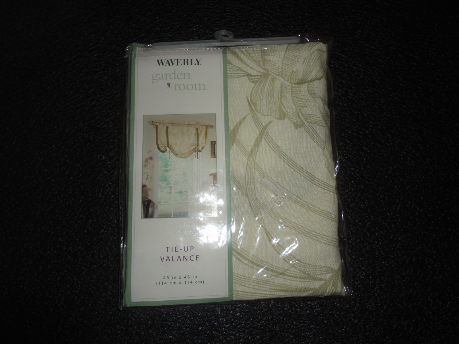 WAVERLY TROPICAL PARADISE GREEN LEAVES (1) TIE-UP VALANCE 45 X 45