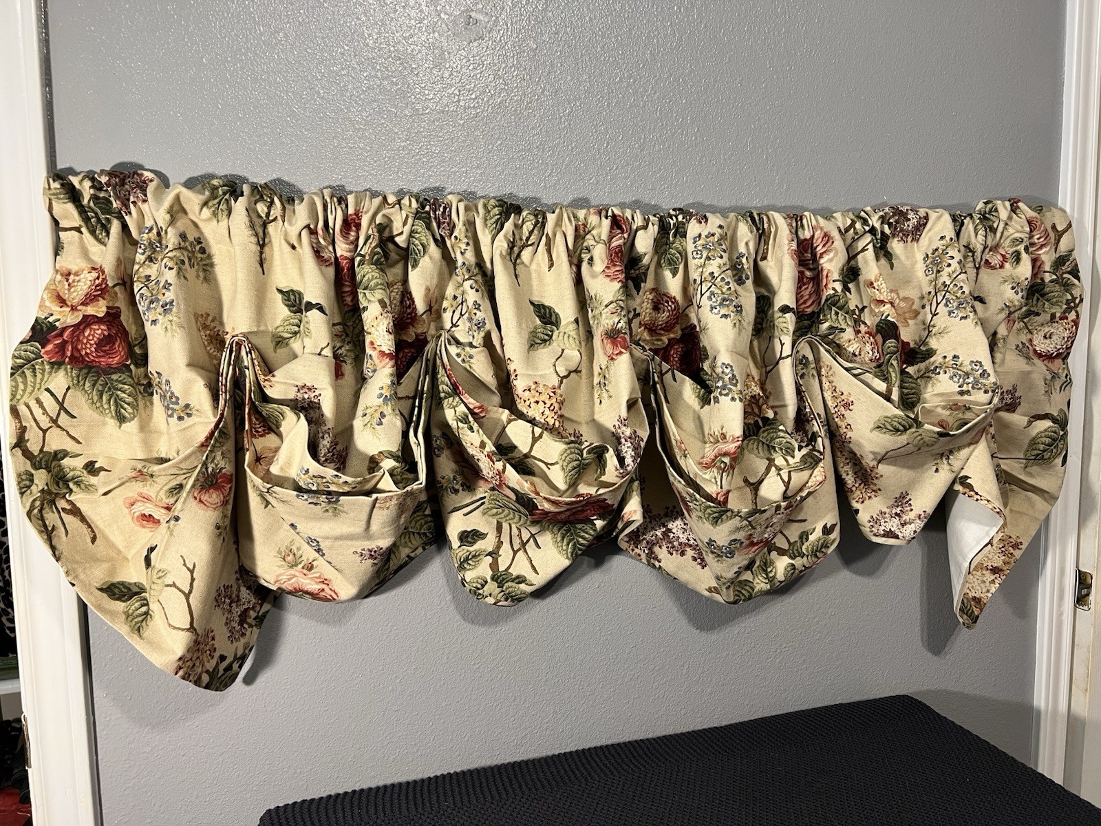 Waverly Luxury Floral Valance Pleated Peony Rose Hydrangeas Pattern 110in X 12in
