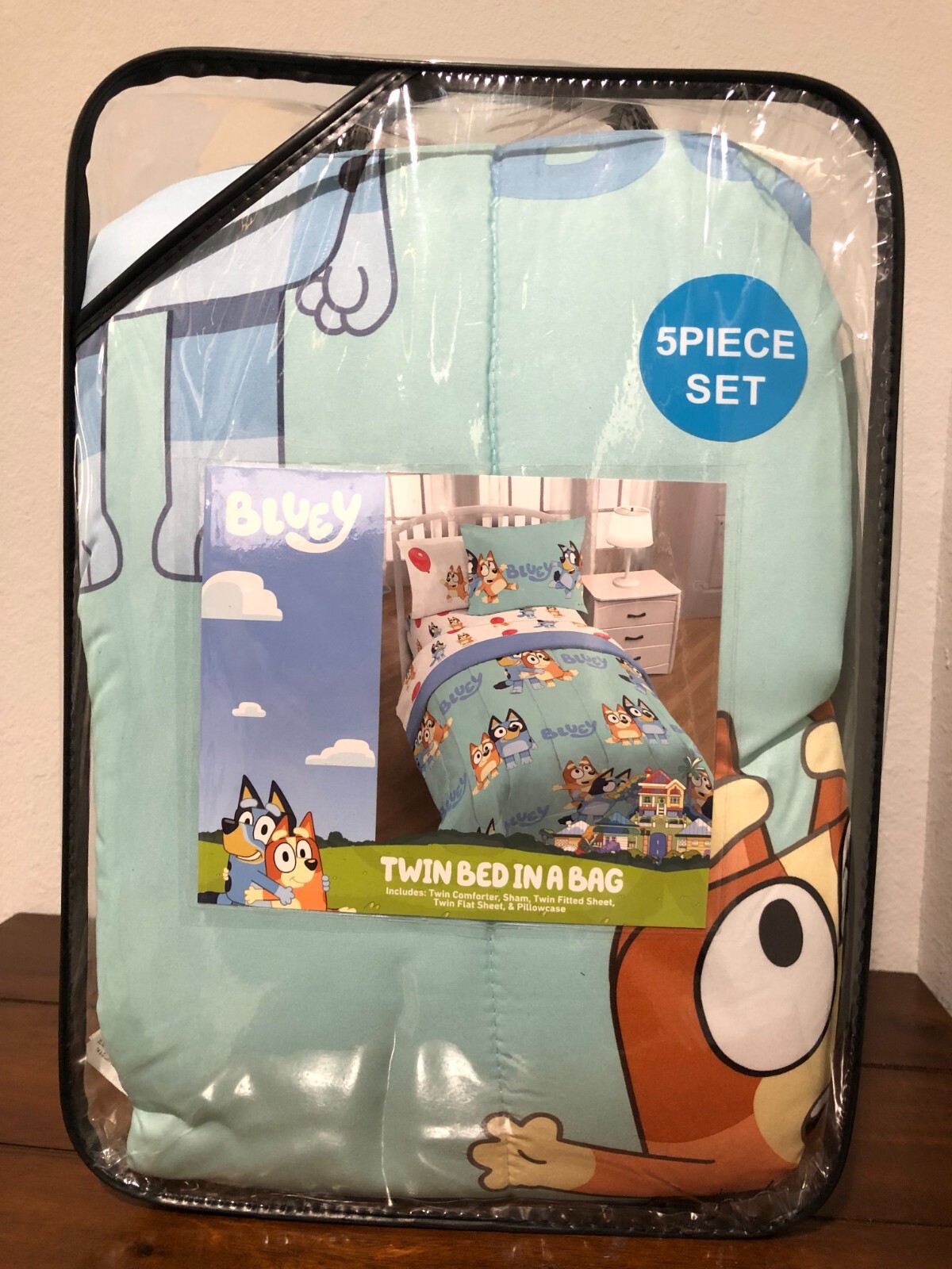 Bluey & Bingo 5 Piece size Twin Bed in a Bag Set with Comforter & Sheet NEW