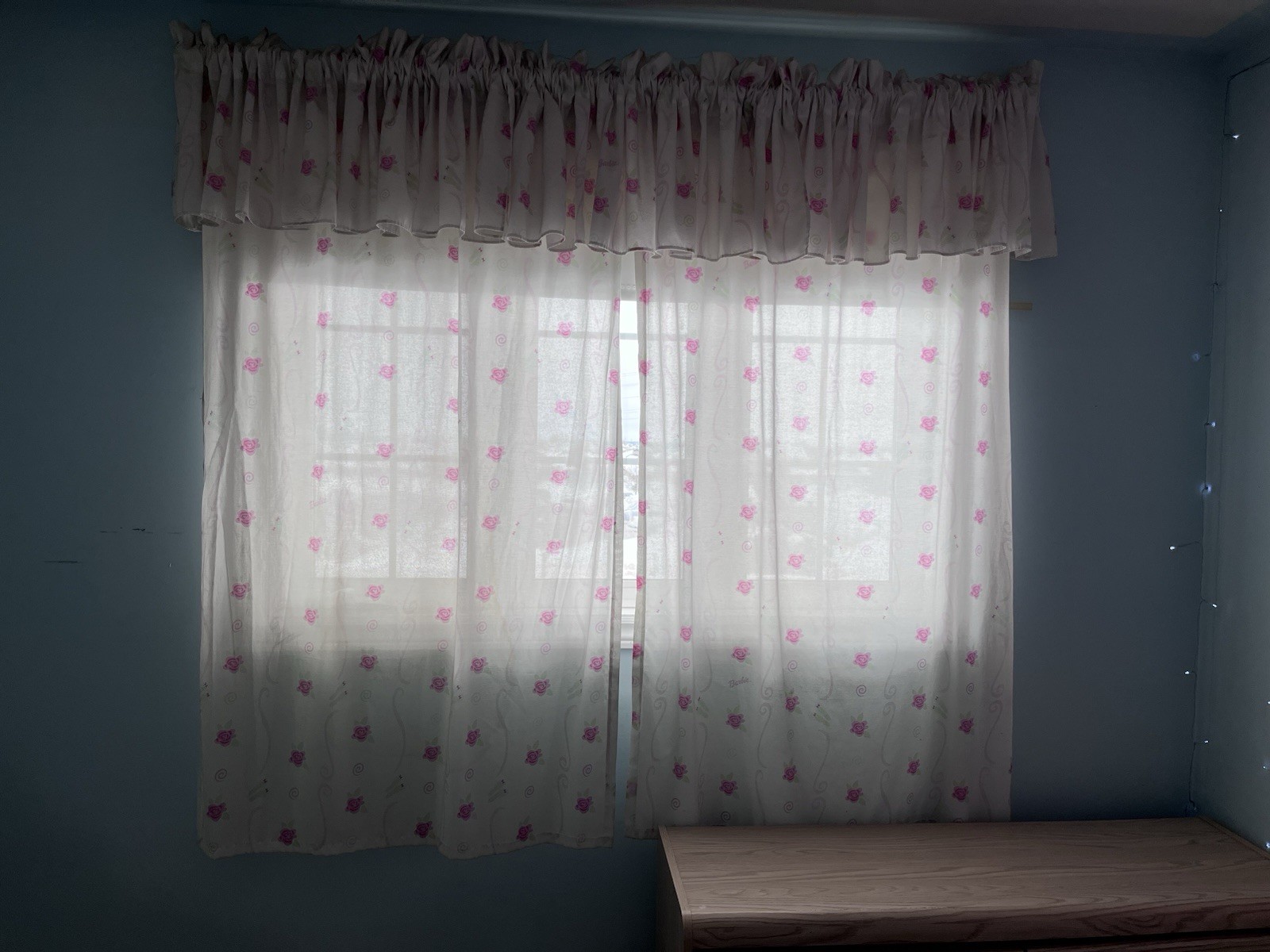 Barbie Curtains with 3 Valance Curtains With Tiebacks