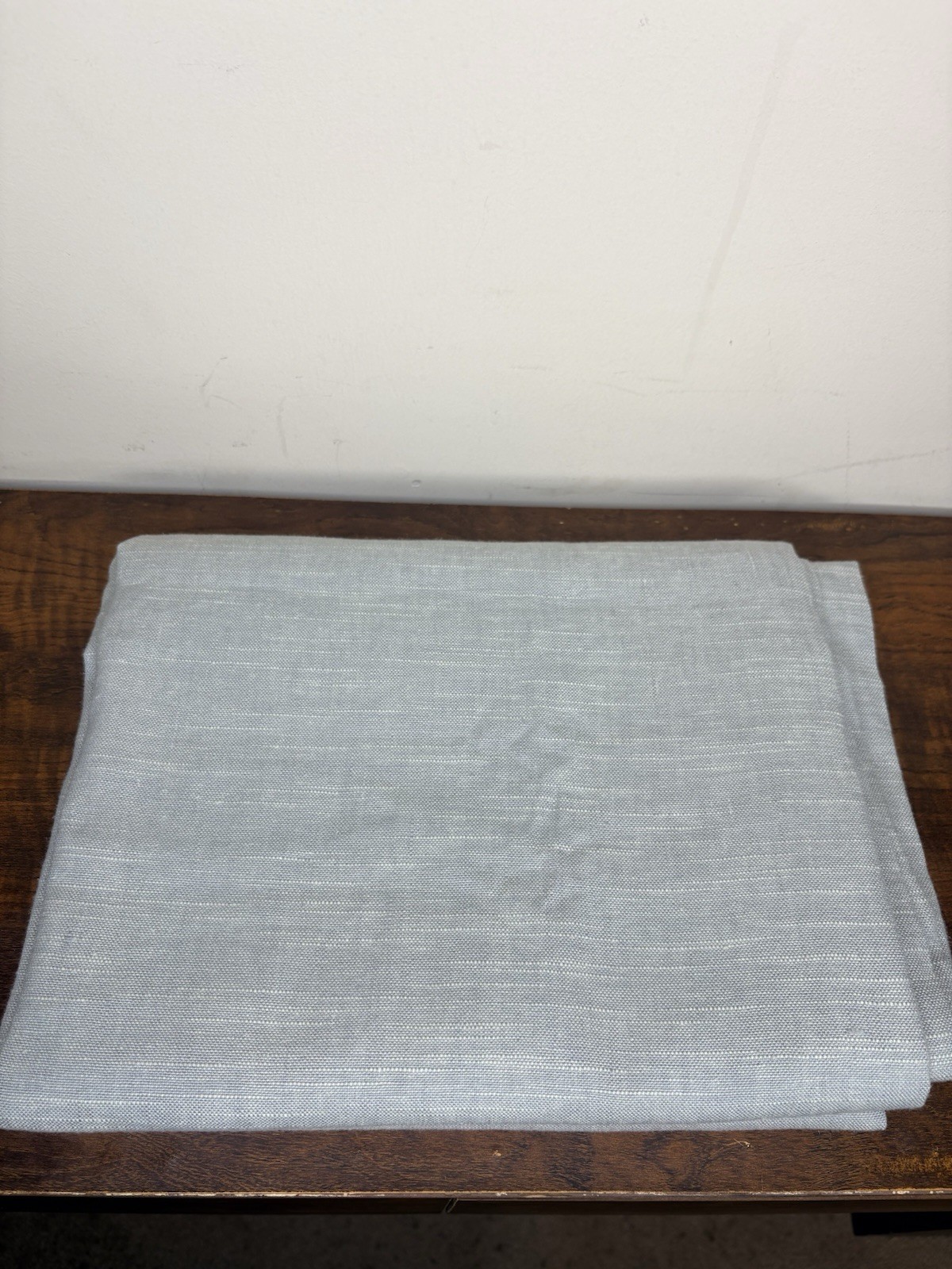 pottery barn Emery Linen (1) curtain 50×84 – Mineral Blue- Light Filtering