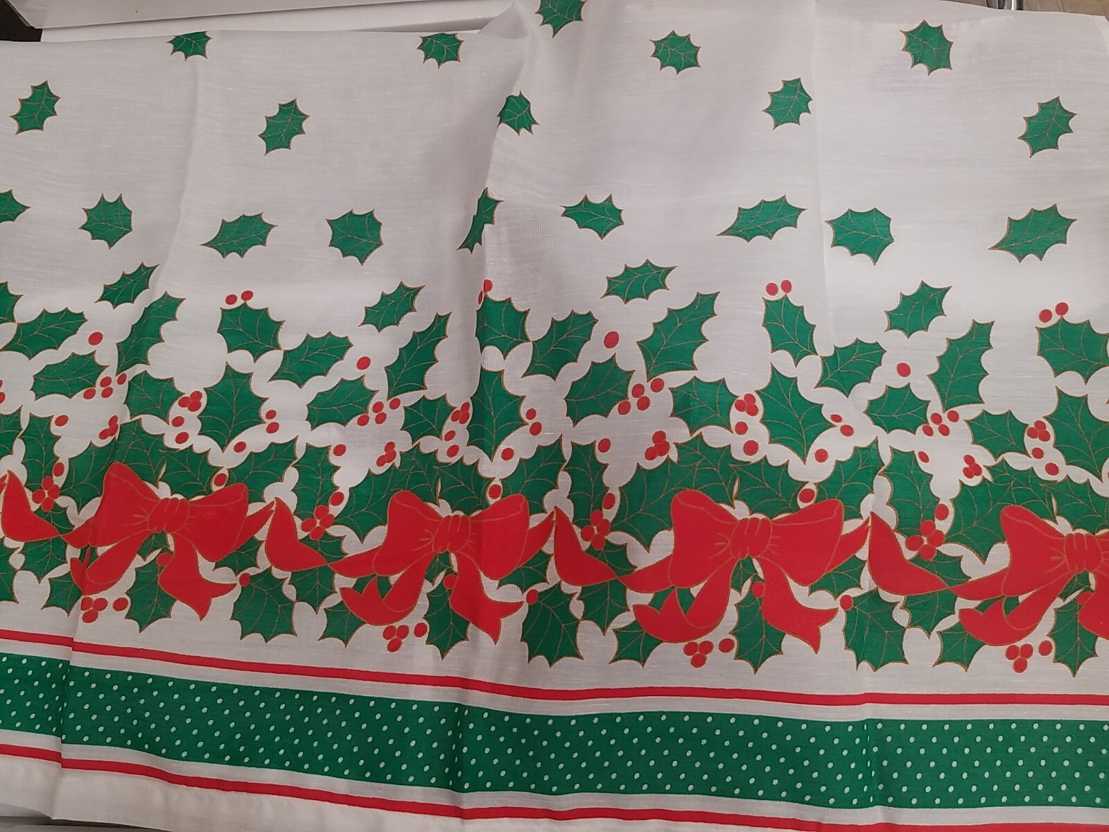 NEW Graceful Elegance Scarlett Ribbon Christmas Curtain Tier & Swag Valance Set