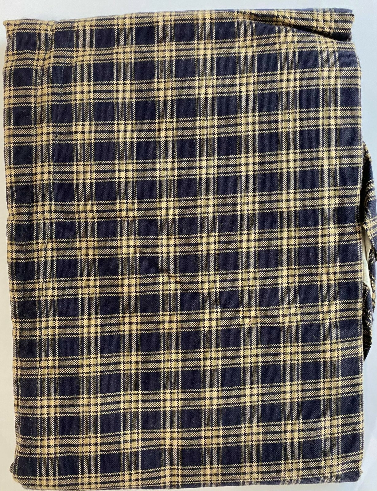 PD Sturbridge Navy Lined Gathered Swag 36 Inches