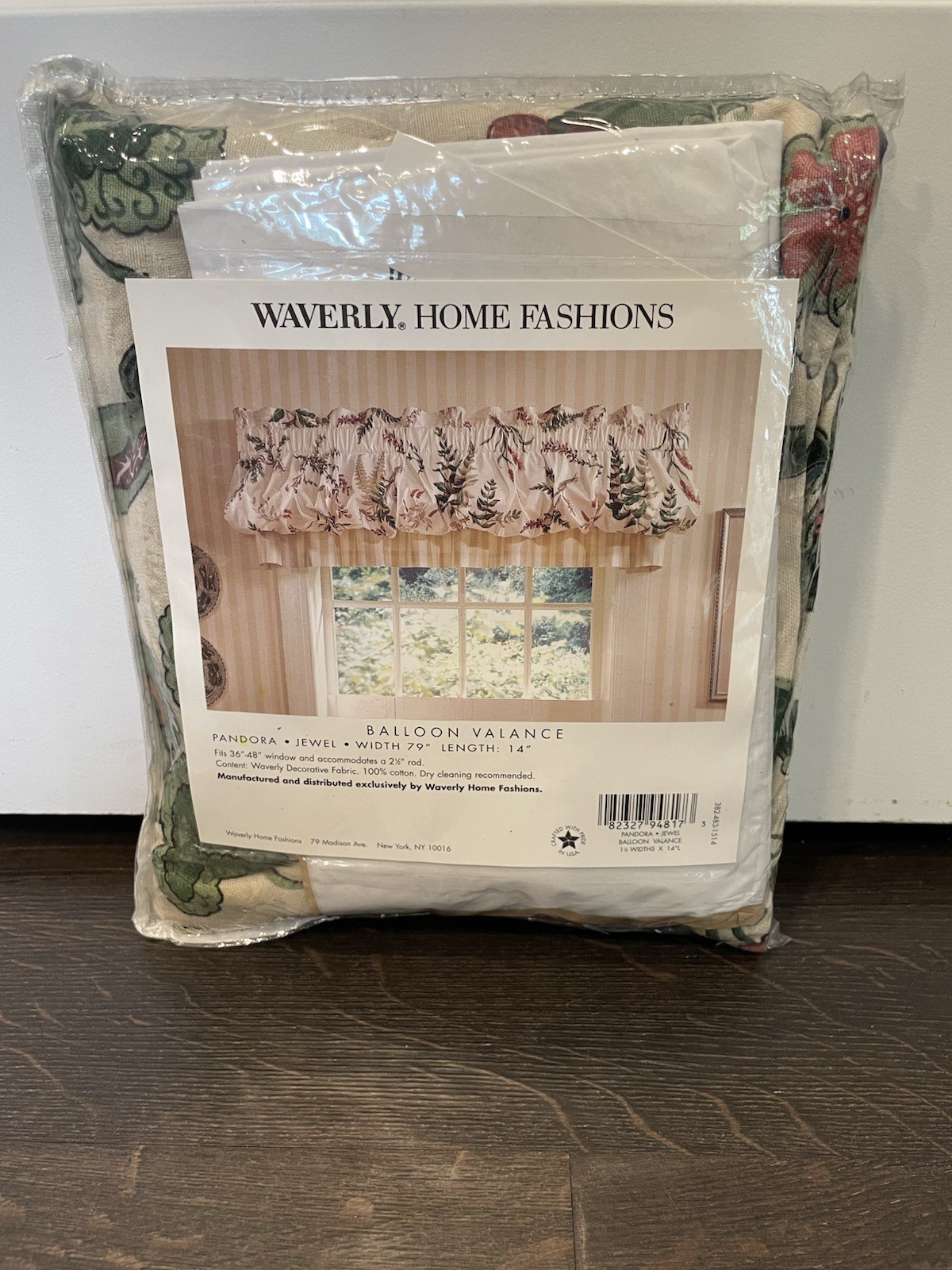 Waverly «Pandora Jewel» pattern Windsor Balloon Valance 79 x 14 Ivy Green