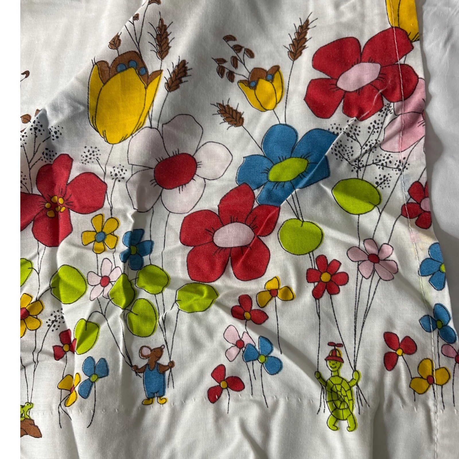 Fashion Manor JCPenney Vintage Floral Curtain Panel Colorful Flowers Mice 1970s